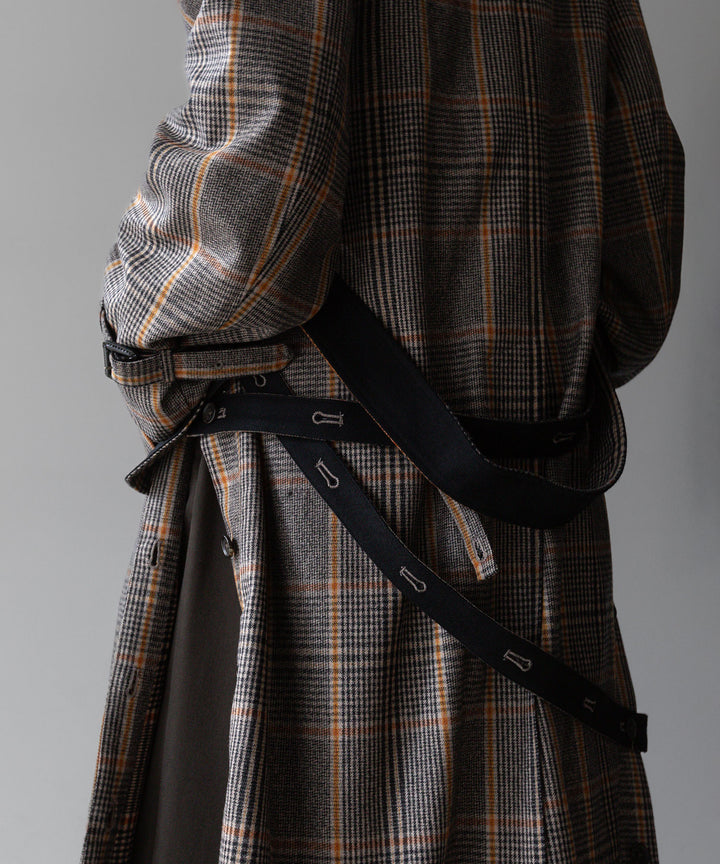 stein(シュタイン)の23AWコレクションOVERSIZED DOUBLE LAPELED TRENCH COATのGLEN CHECK × BLACK