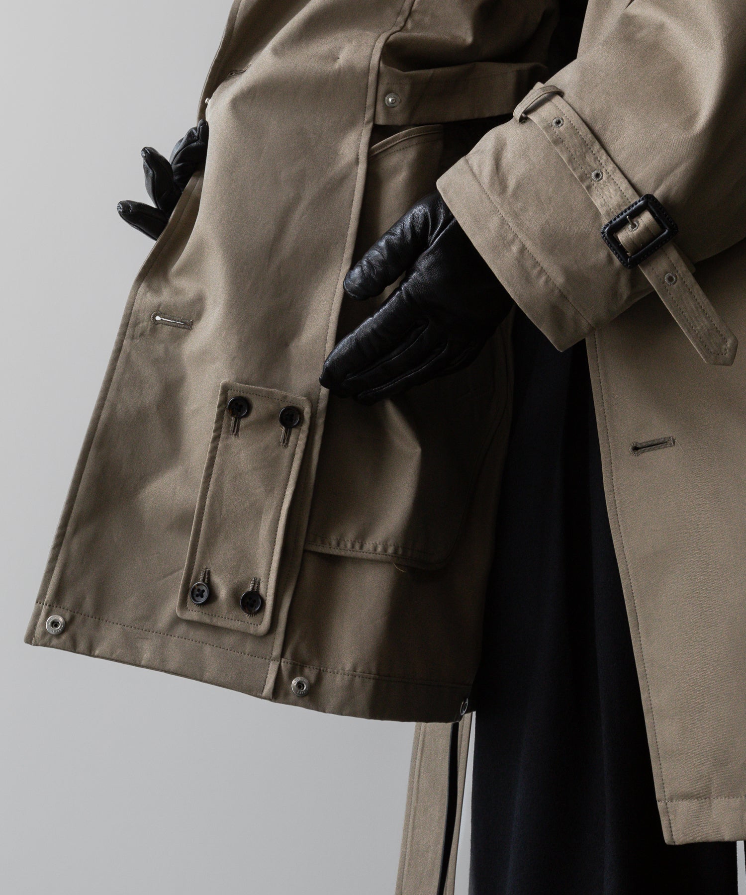 ssstein(シュタイン)の24AWコレクション LAYERED SHORT TRENCH COAT - BEIGE 公式通販サイトsession福岡セレクトショップ