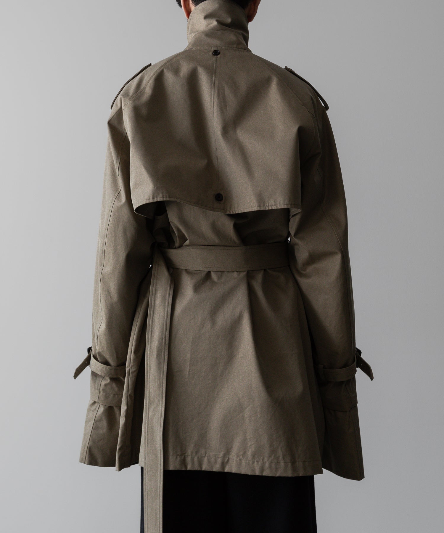 ssstein(シュタイン)の24AWコレクション LAYERED SHORT TRENCH COAT - BEIGE 公式通販サイトsession福岡セレクトショップ