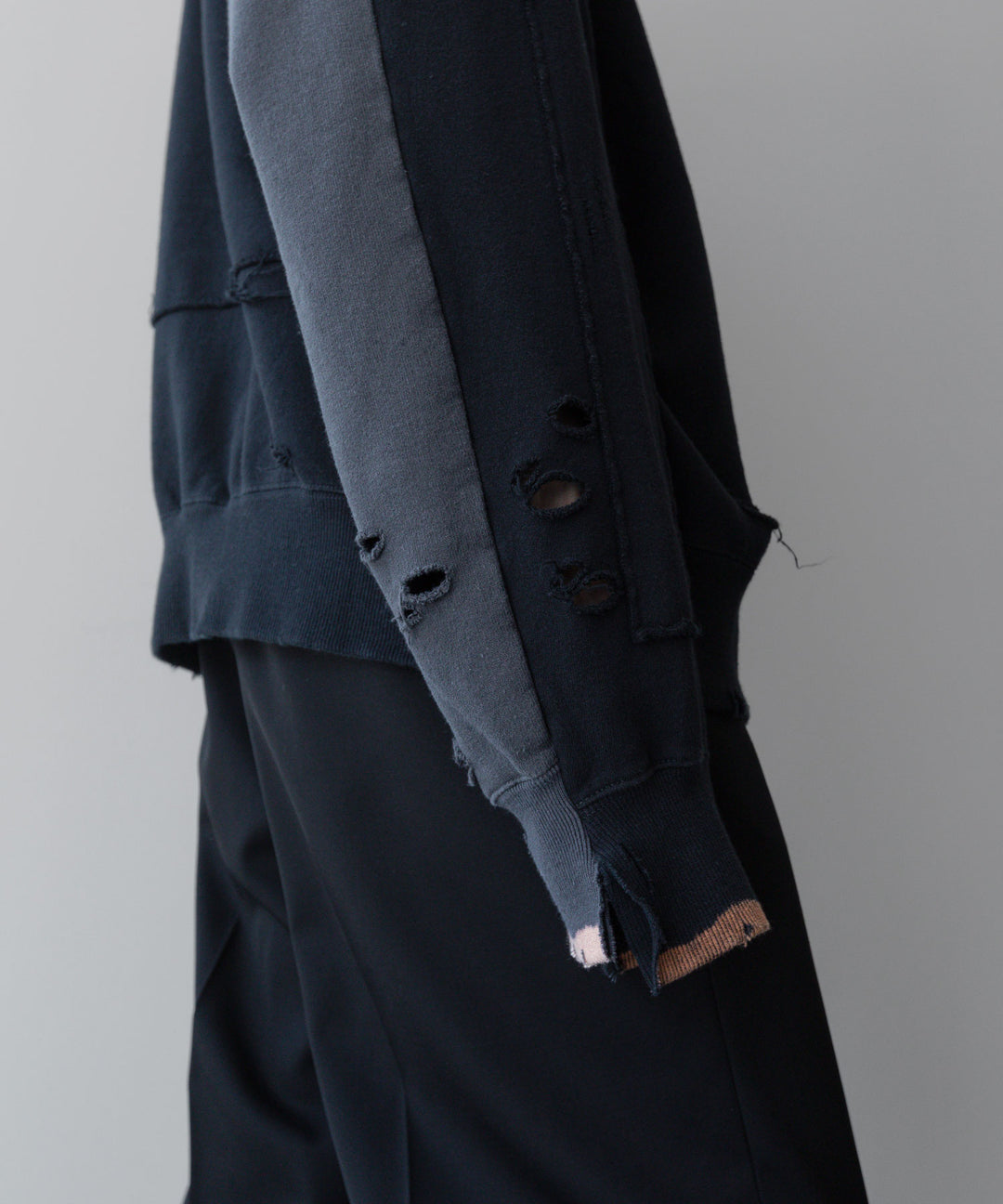 ssstein(シュタイン)の24AWコレクション OVERSIZED REBUILD SWEAT LS - DARK NAVY 公式通販サイトsession福岡セレクトショップ