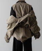 画像をギャラリービューアに読み込む, ssstein(シュタイン)の24AWコレクション LAYERED SHORT TRENCH COAT - BEIGE 公式通販サイトsession福岡セレクトショップ
