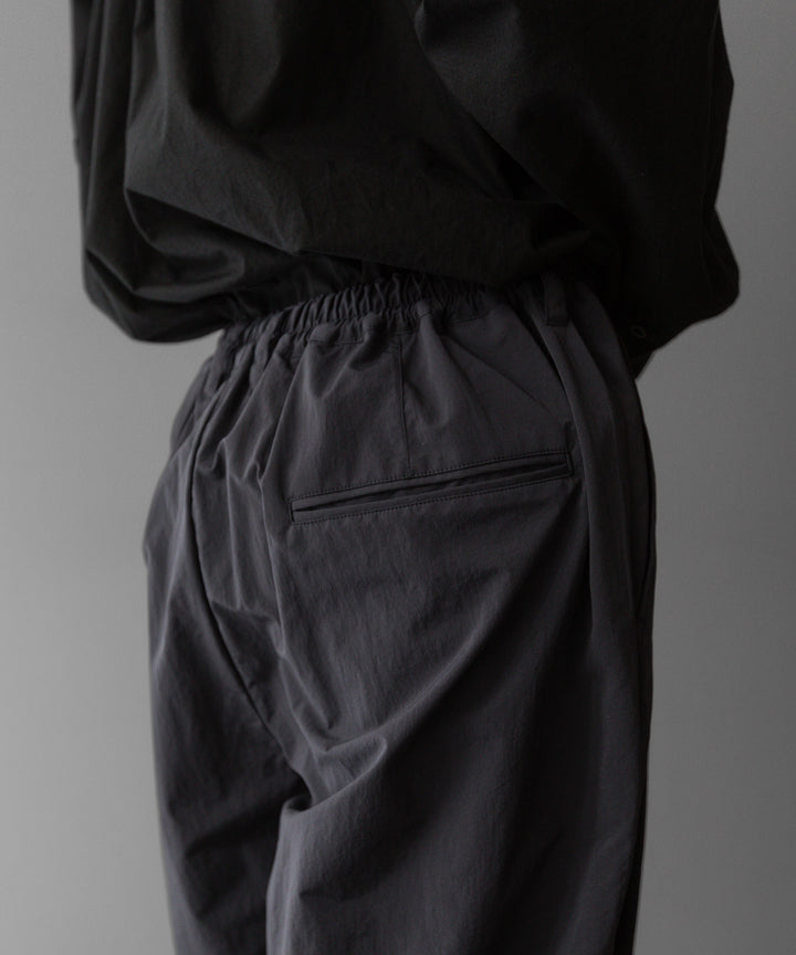stein ssstein シュタインのWINDPROOF NYLON WIDE EASY TROUSERSのDARK GREY KHAKI公式通販サイトsession福岡セレクトショップ