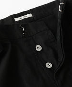 画像をギャラリービューアに読み込む, INTÉRIM インテリムのBLACK SURFAR GARMENT DYE BELTED FRENCH ARMY MIL BAGGY TROUSERのBLACK公式通販サイトsession福岡セレクトショップ
