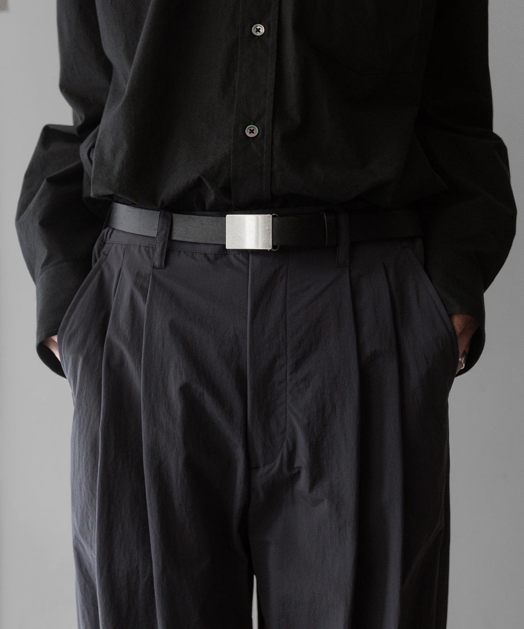 stein ssstein シュタインのWINDPROOF NYLON WIDE EASY TROUSERSのDARK GREY KHAKI公式通販サイトsession福岡セレクトショップ