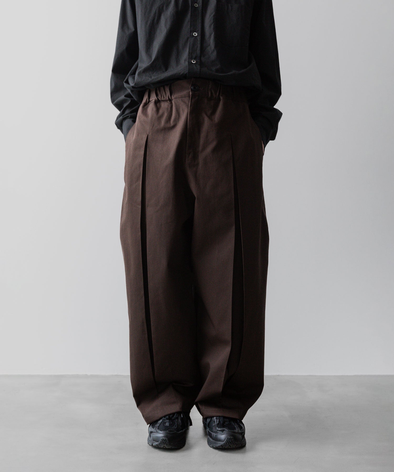 sage NATION / セイジ ネーション】BOX PLEAT TROUSER - BROWN | 公式通販サイト session(セッション)