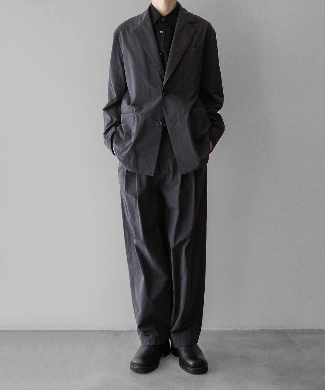 stein ssstein シュタインのWINDPROOF NYLON WIDE EASY TROUSERSのDARK GREY KHAKI公式通販サイトsession福岡セレクトショップ