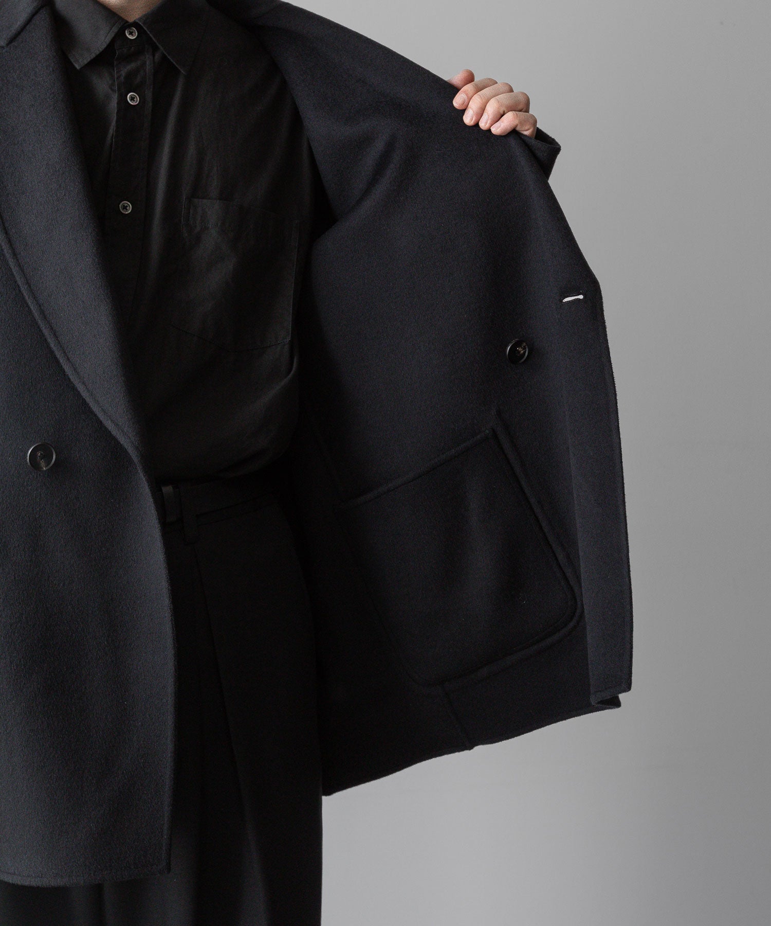 ssstein(シュタイン)の24AWコレクション REVERSIBLE PEAK LAPEL JACKET - BLACK × BLACK 公式通販サイトsession福岡セレクトショップ