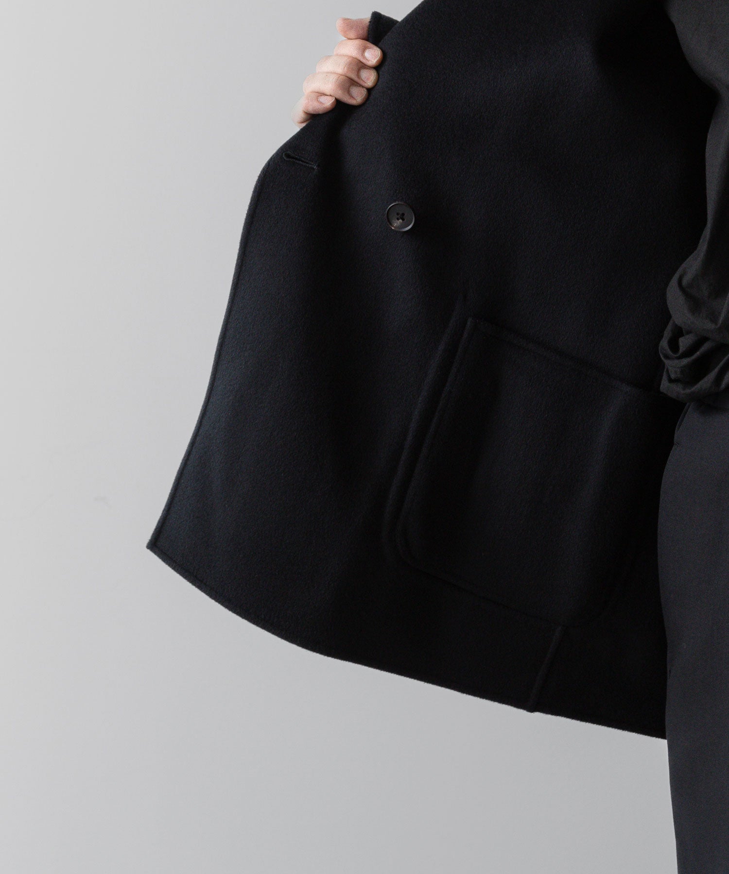 ssstein(シュタイン)の24AWコレクション REVERSIBLE PEAK LAPEL JACKET - BLACK × BLACK 公式通販サイトsession福岡セレクトショップ