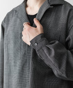 画像をギャラリービューアに読み込む, INTÉRIM - インテリムのWOOL END-ON-END SUITING DEADSTOCK FABRIC SKIPPER SHIRTのBLACK公式通販サイトsession福岡セレクトショップ
