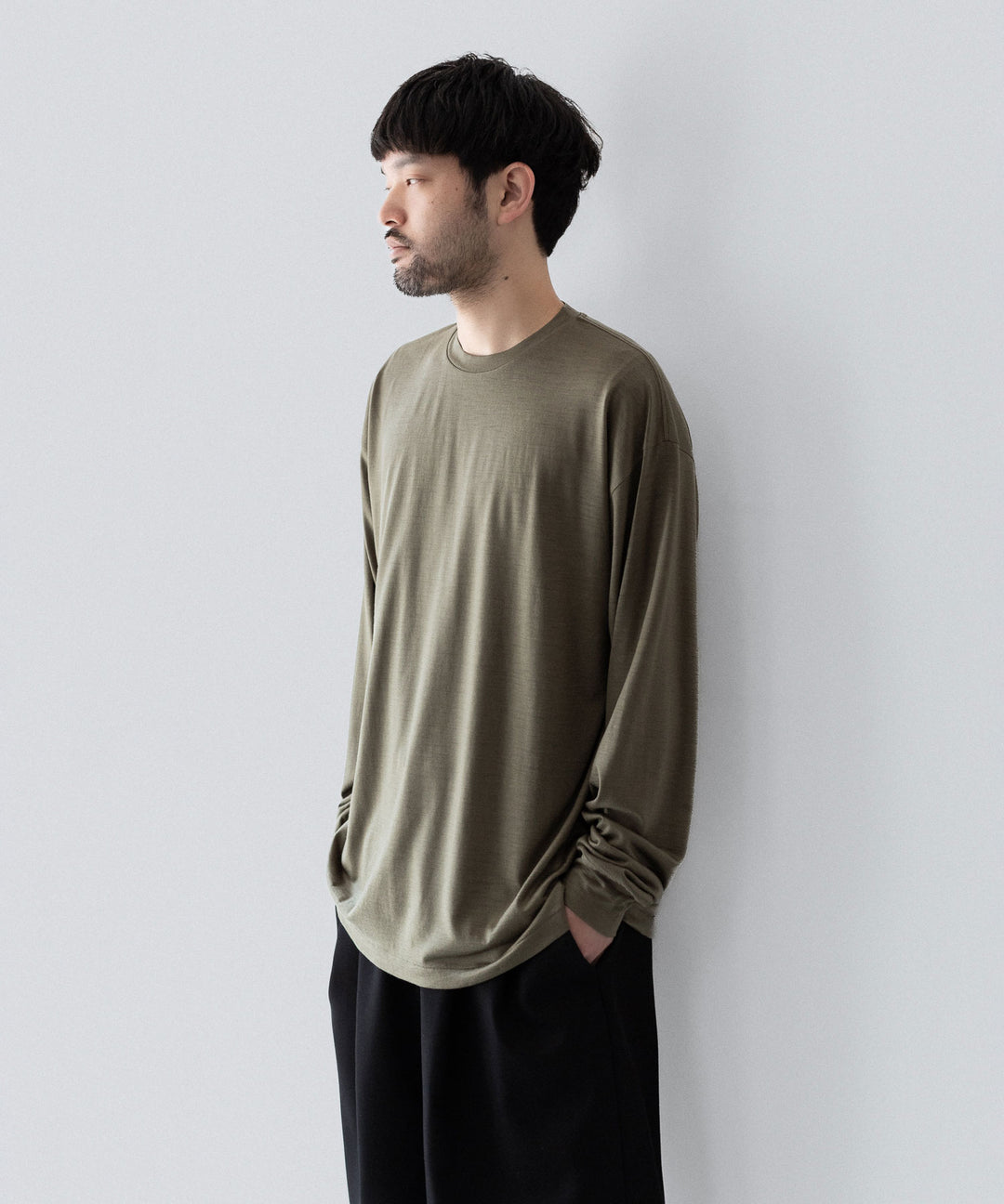 【INTÉRIM】    EXTRA FINE MERINO WOOL JERSEY L/S TEE - SAGE