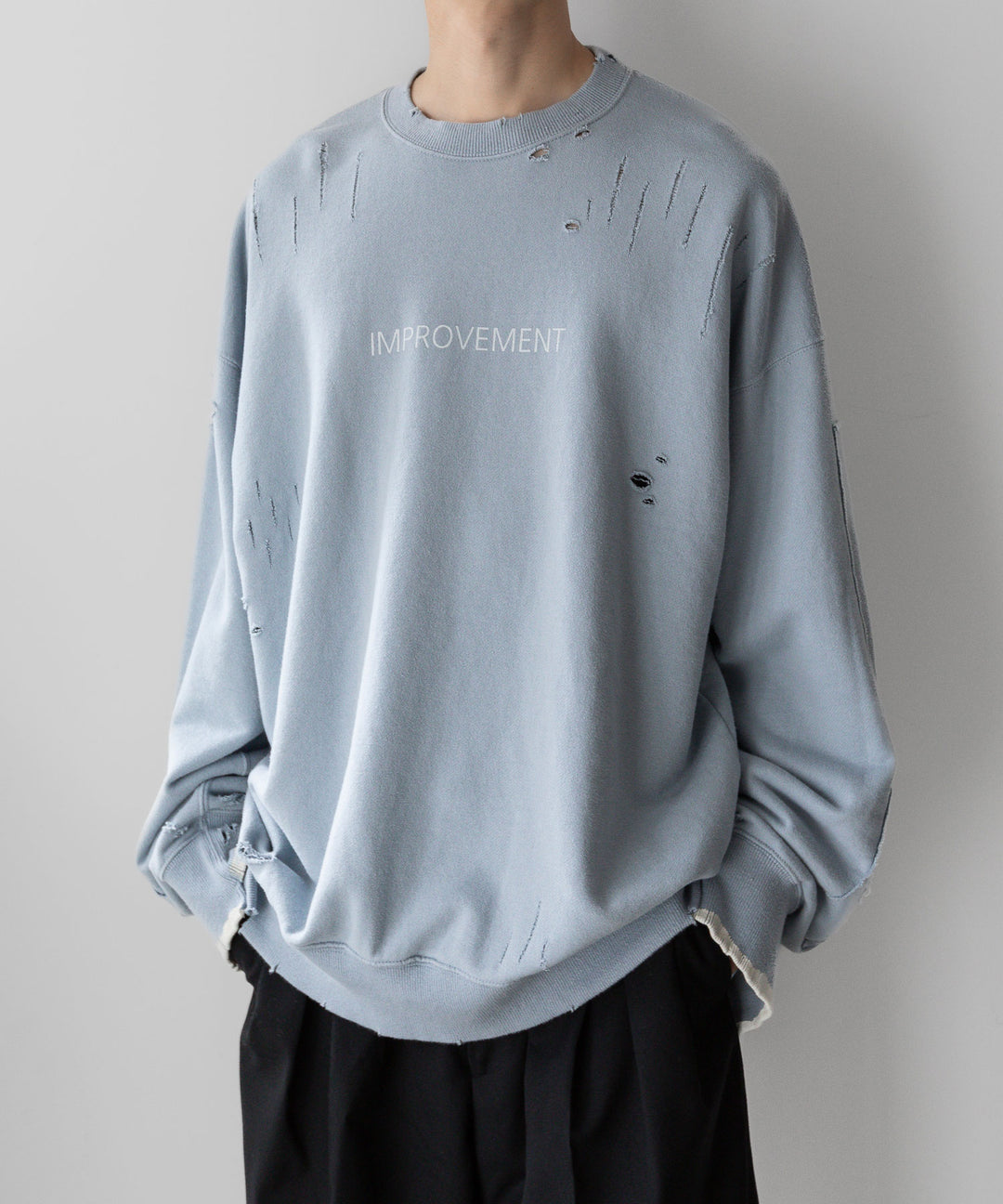 stein(シュタイン)の23AWコレクションOVERSIZED REBUILD SWEAT LSのGREY BLUE