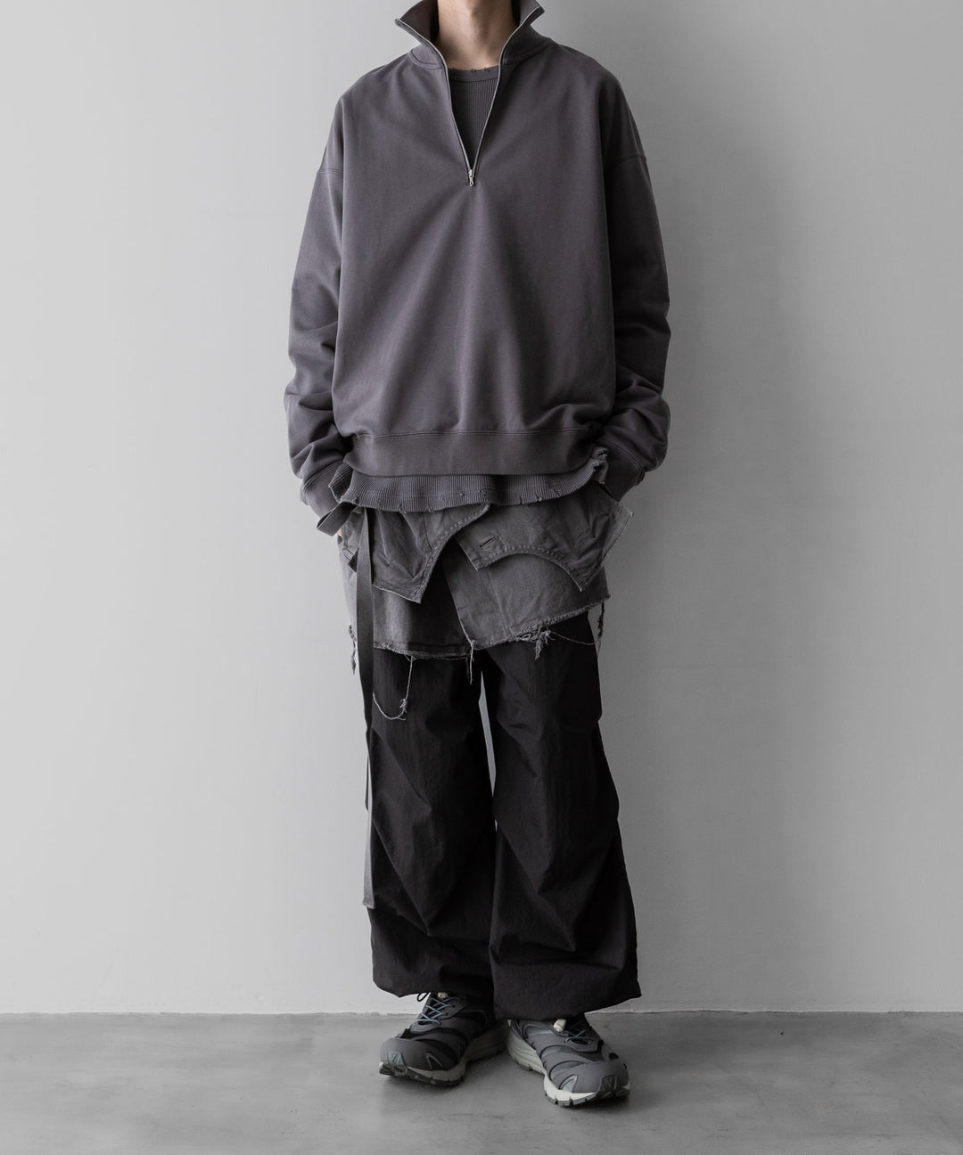 【KANEMASA PHIL.】36G SUPER FINE GAUGE HALF ZIP PULLOVER - CHARCOAL