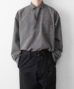 画像をギャラリービューアに読み込む, INTÉRIM - インテリムのWOOL END-ON-END SUITING DEADSTOCK FABRIC SKIPPER SHIRTのBLACK公式通販サイトsession福岡セレクトショップ
