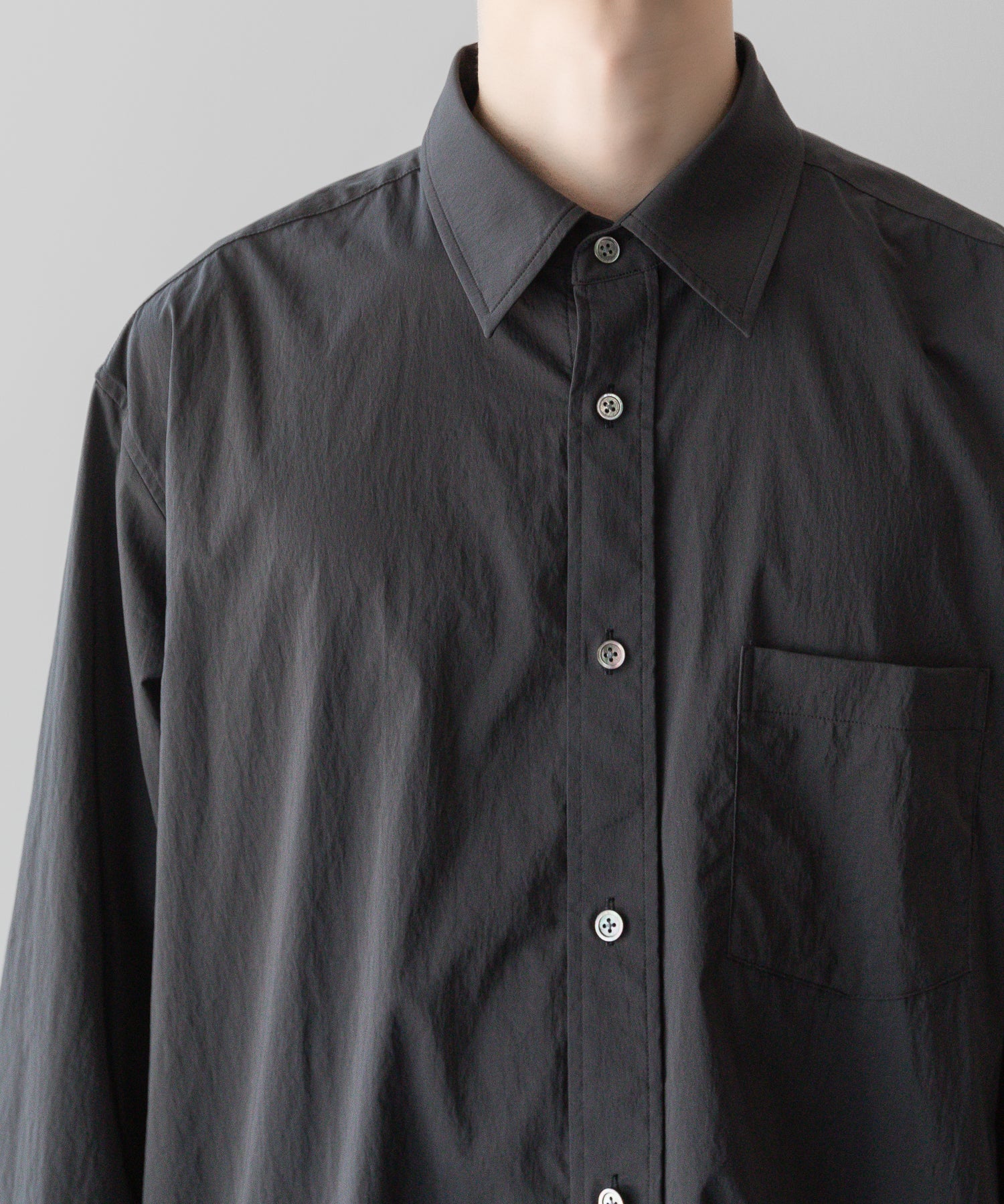 ssstein(シュタイン)の24AWコレクション WINDPROOF NYLON STANDARD SHIRT - GREY KHAKI 公式通販サイトsession福岡セレクトショップ