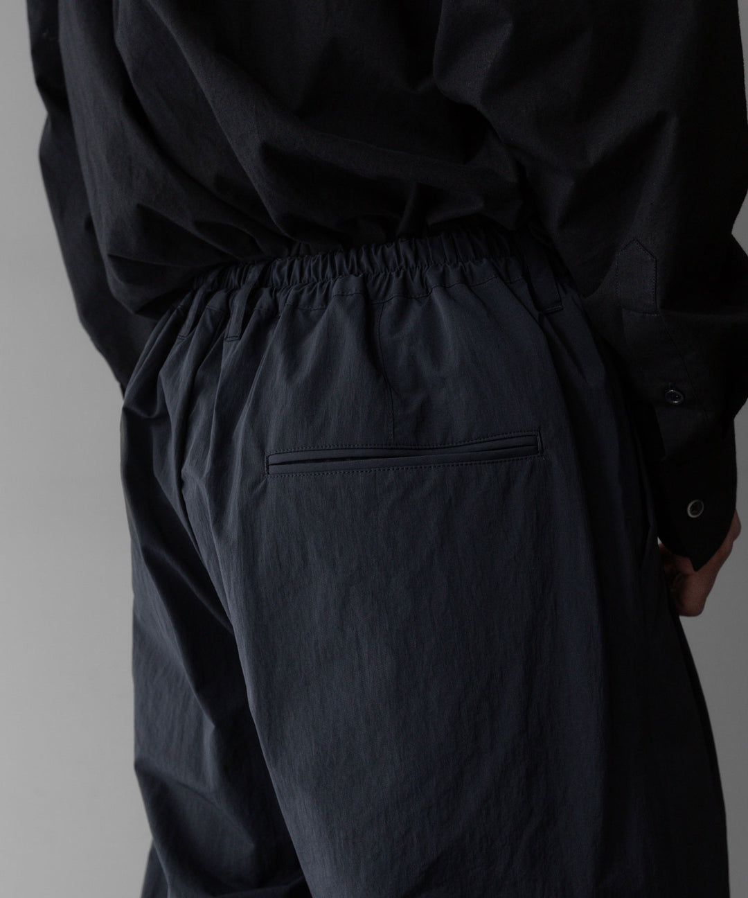 【stein】ssstein シュタインのWINDPROOF NYLON WIDE EASY TROUSERSのBLACK 公式通販サイトsession福岡セレクトショップ