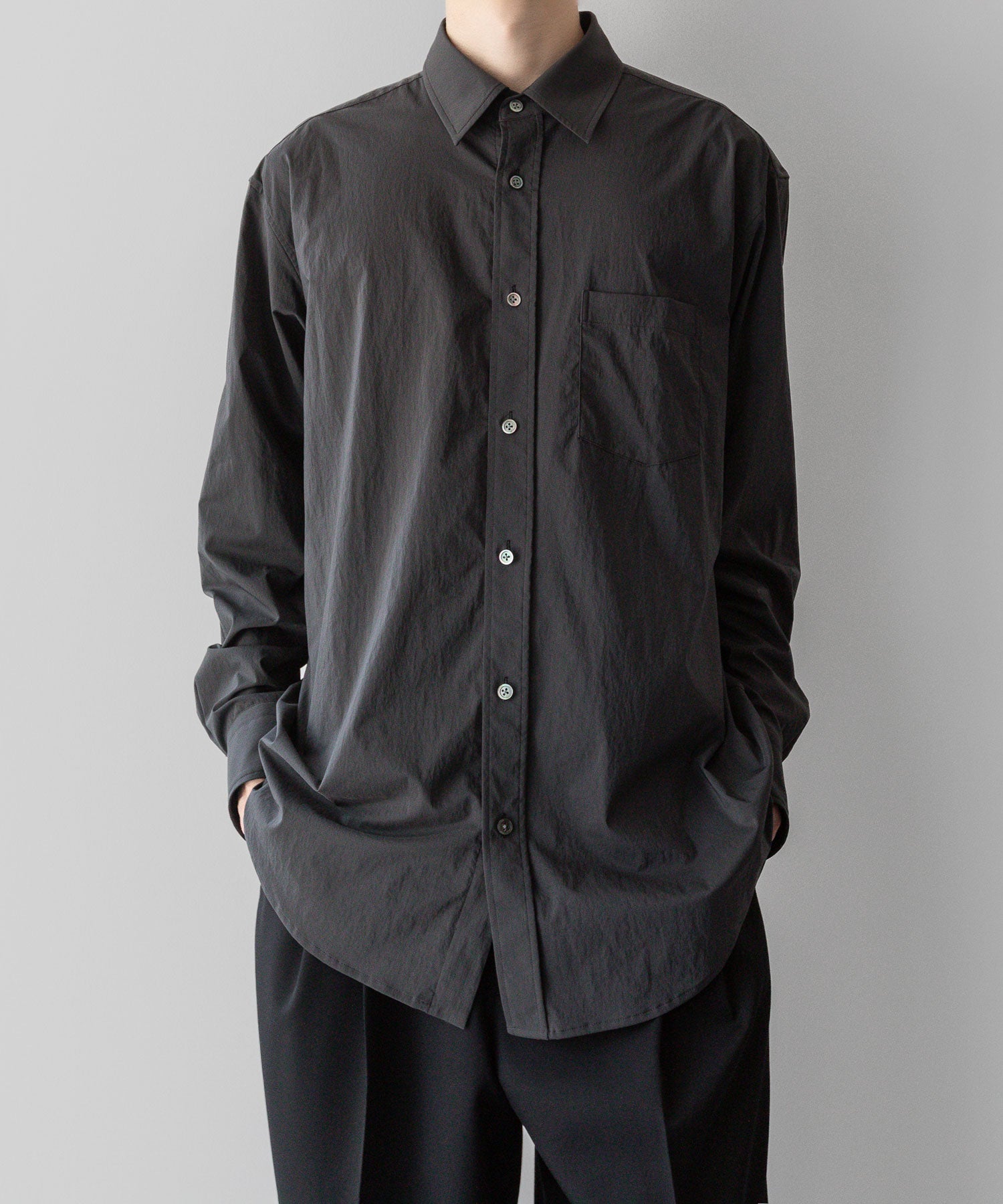 ssstein(シュタイン)の24AWコレクション WINDPROOF NYLON STANDARD SHIRT - GREY KHAKI 公式通販サイトsession福岡セレクトショップ