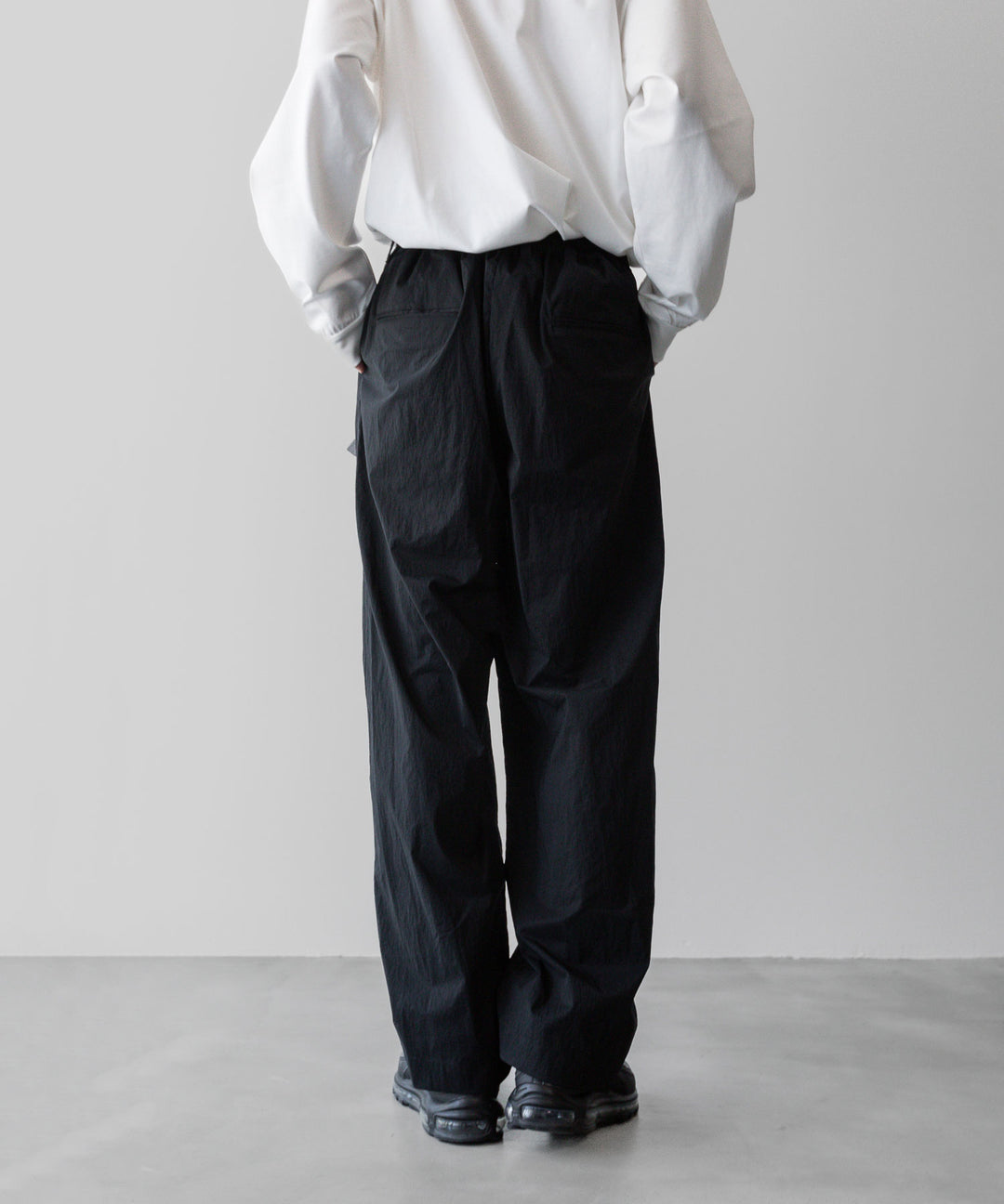 ssstein(シュタイン)の24AWコレクション WINDPROOF NYLON EASY WIDE TROUSERS - BLACK 公式通販サイトsession福岡セレクトショップ