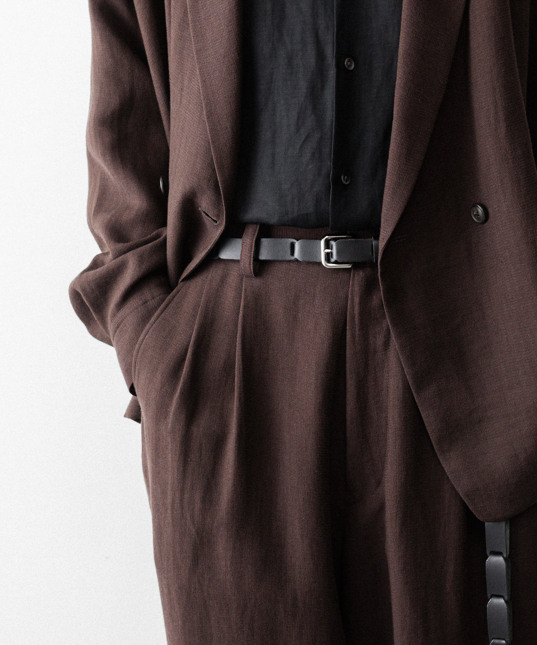 UJOH - ウジョーのWIDE 2 TUCK PNTのCHOCOLATE公式通販サイトsession福岡セレクトショップ