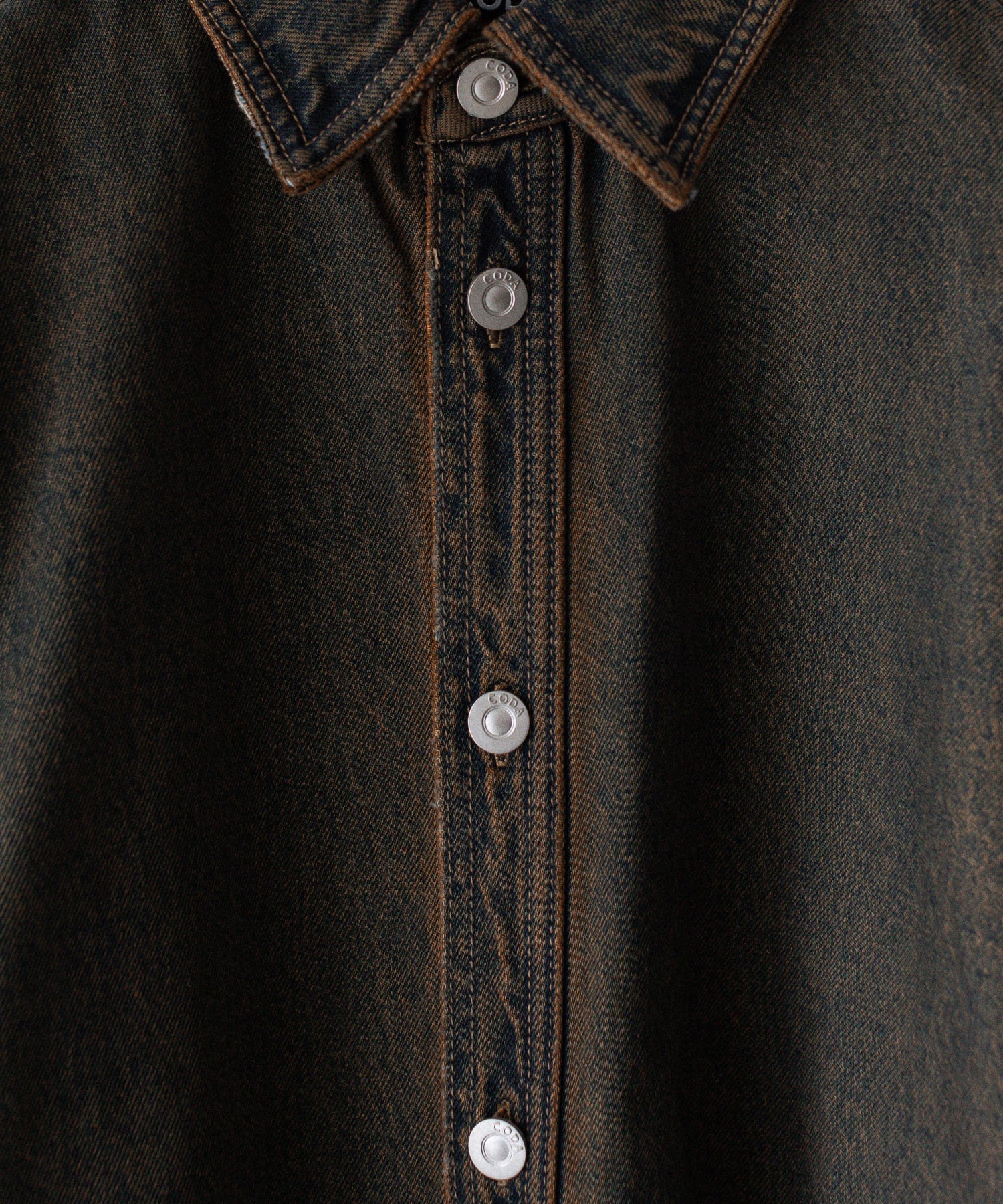 【CODA】BLACK BROWN WASH DENIM SHIRT JACKET - BLACK BROWN