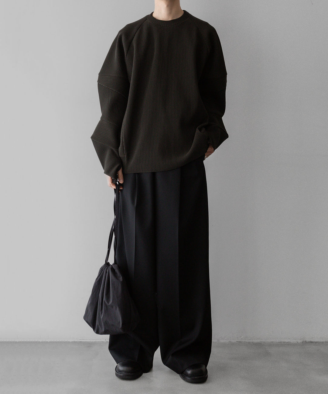 【stein】ssstein シュタインのGRADATION PLEATS COMBINATION SLEEVES LSのMILITARY KHAKI　 公式通販サイトsession福岡セレクトショップ