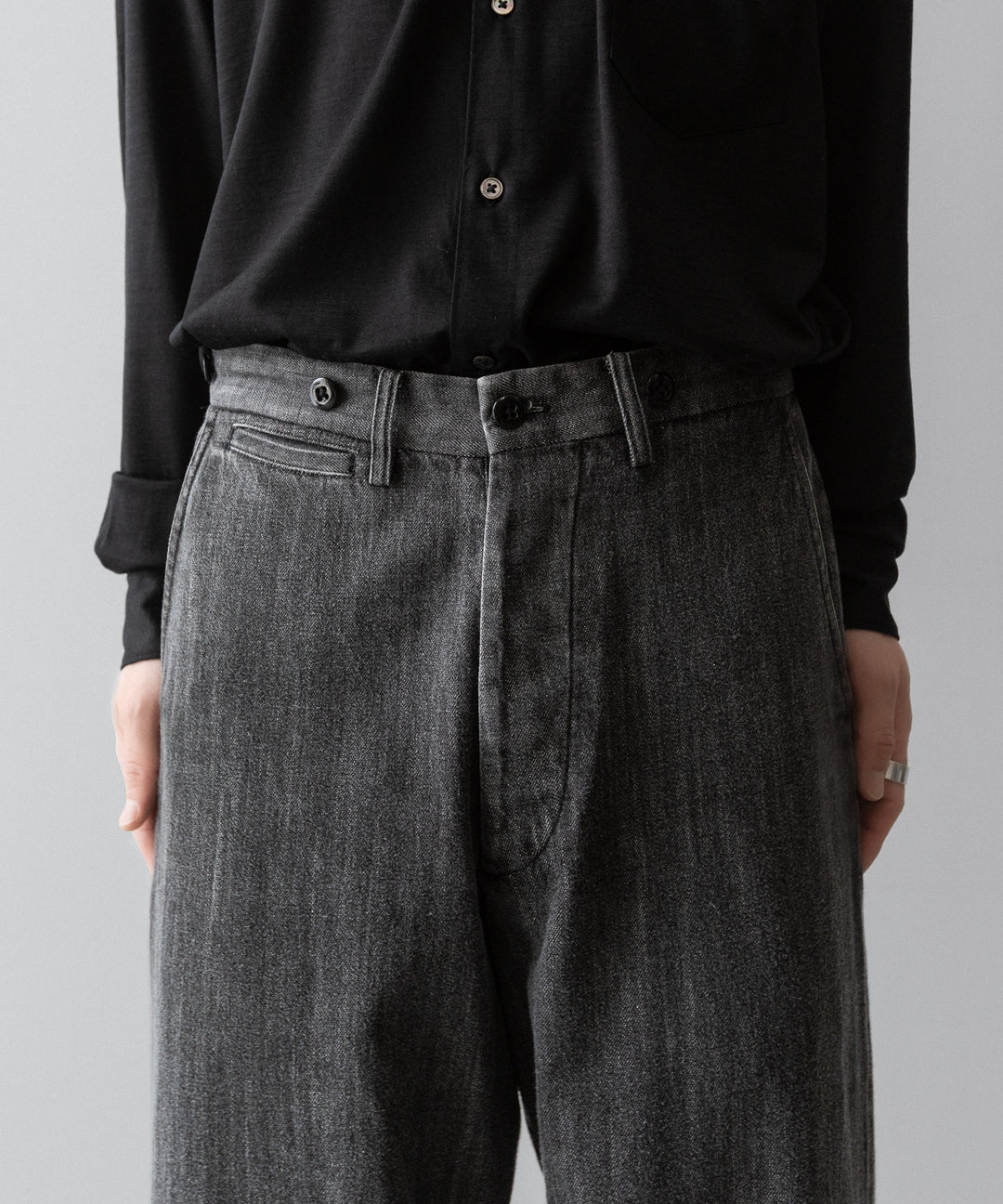 【INTÉRIM】VINTAGE FADE LIGHT DENIM MIL BAGGY TROUSER - MID BLACK