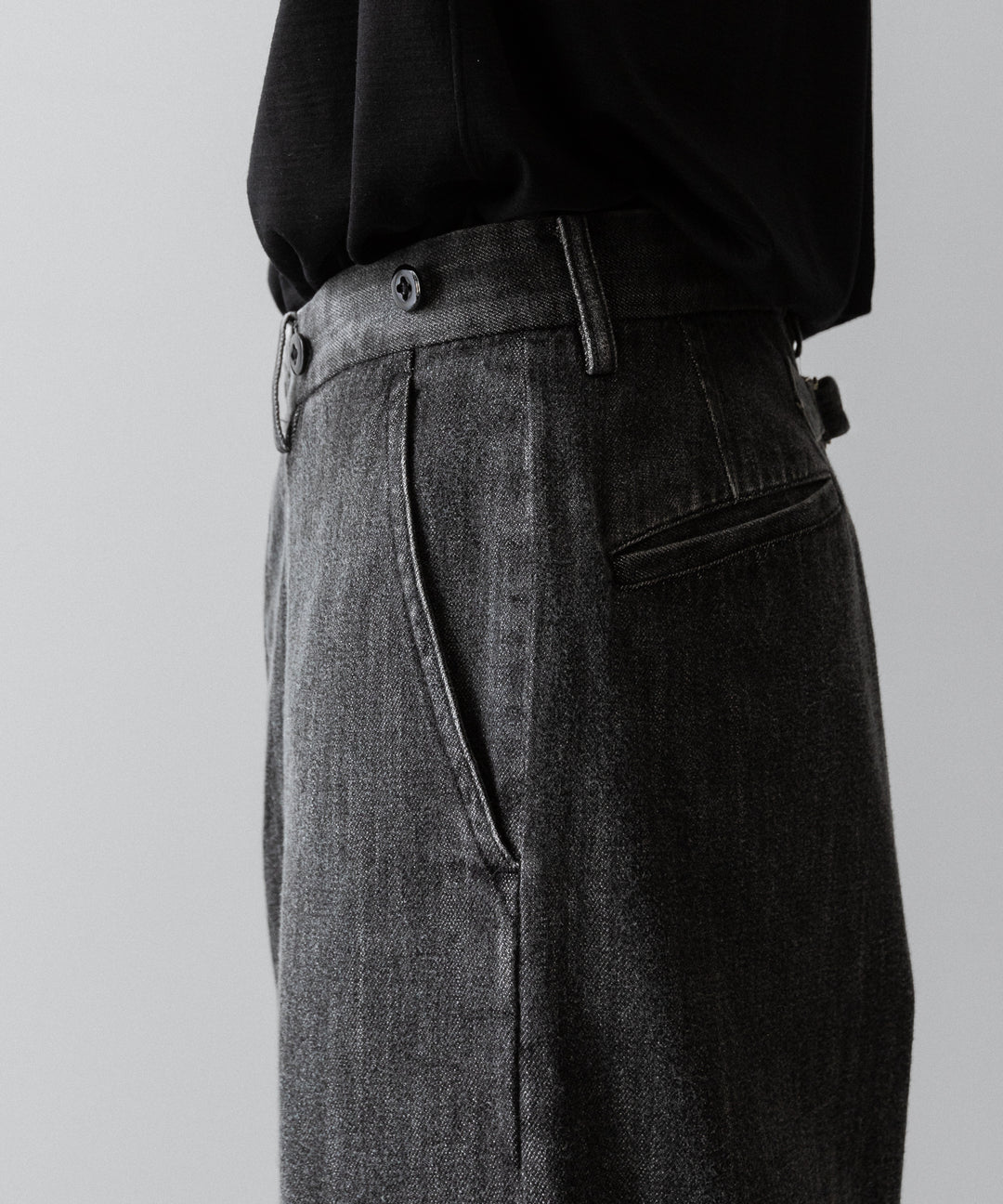 【INTÉRIM】VINTAGE FADE LIGHT DENIM MIL BAGGY TROUSER - MID BLACK