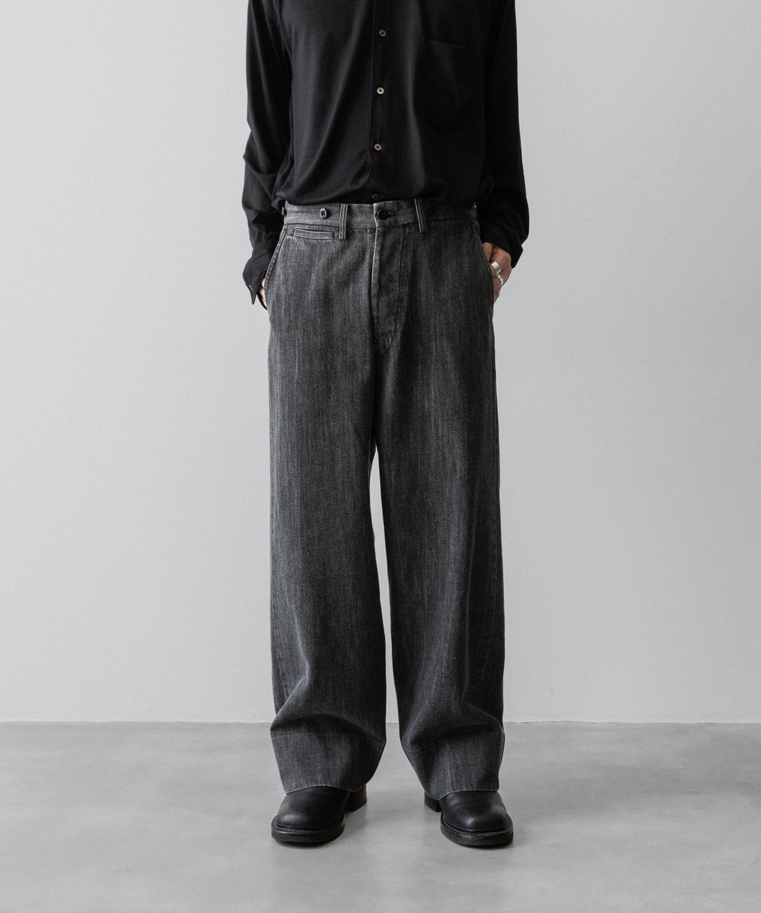 【INTÉRIM】VINTAGE FADE LIGHT DENIM MIL BAGGY TROUSER - MID BLACK
