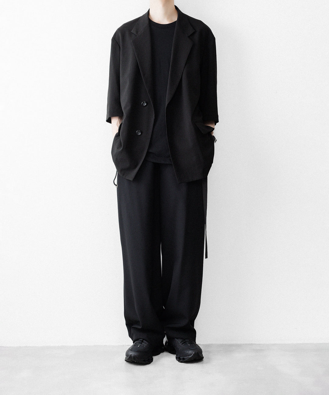 UJOH - ウジョーの2BS BELT HALF SLEEVE JKTのBLACK公式通販サイトsession福岡セレクトショップ