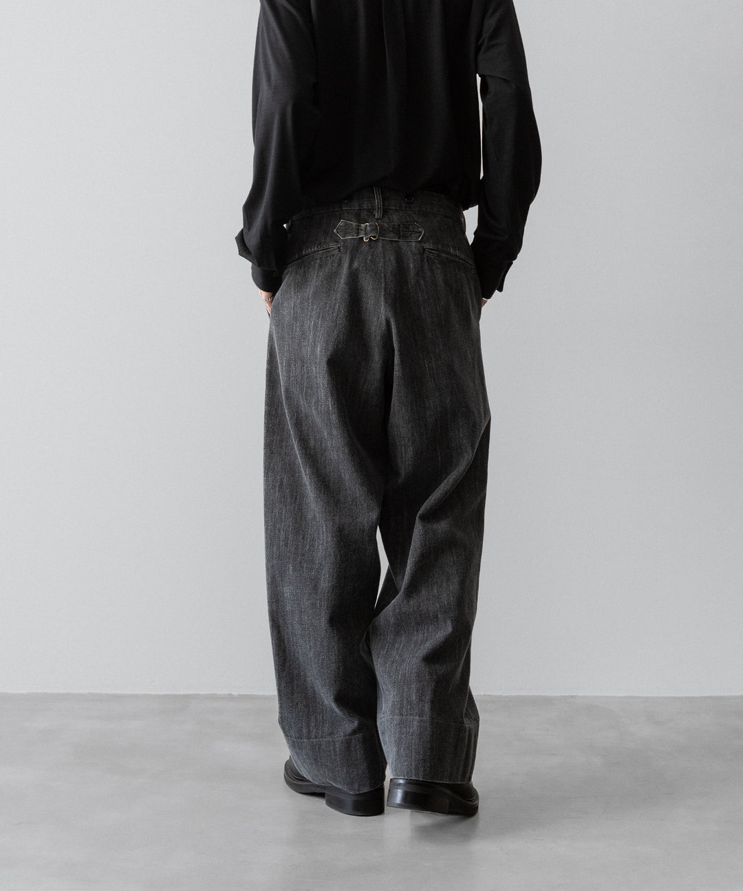 【INTÉRIM】VINTAGE FADE LIGHT DENIM MIL BAGGY TROUSER - MID BLACK