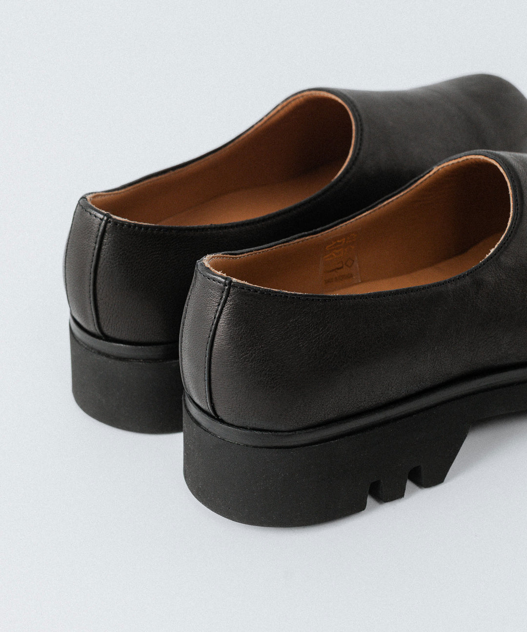 SINE&amp;COSINE -サインコサインのHANNES / CLOG VIBRAM TWEETYのLAMB BLACK公式通販サイトsession福岡セレクトショップ