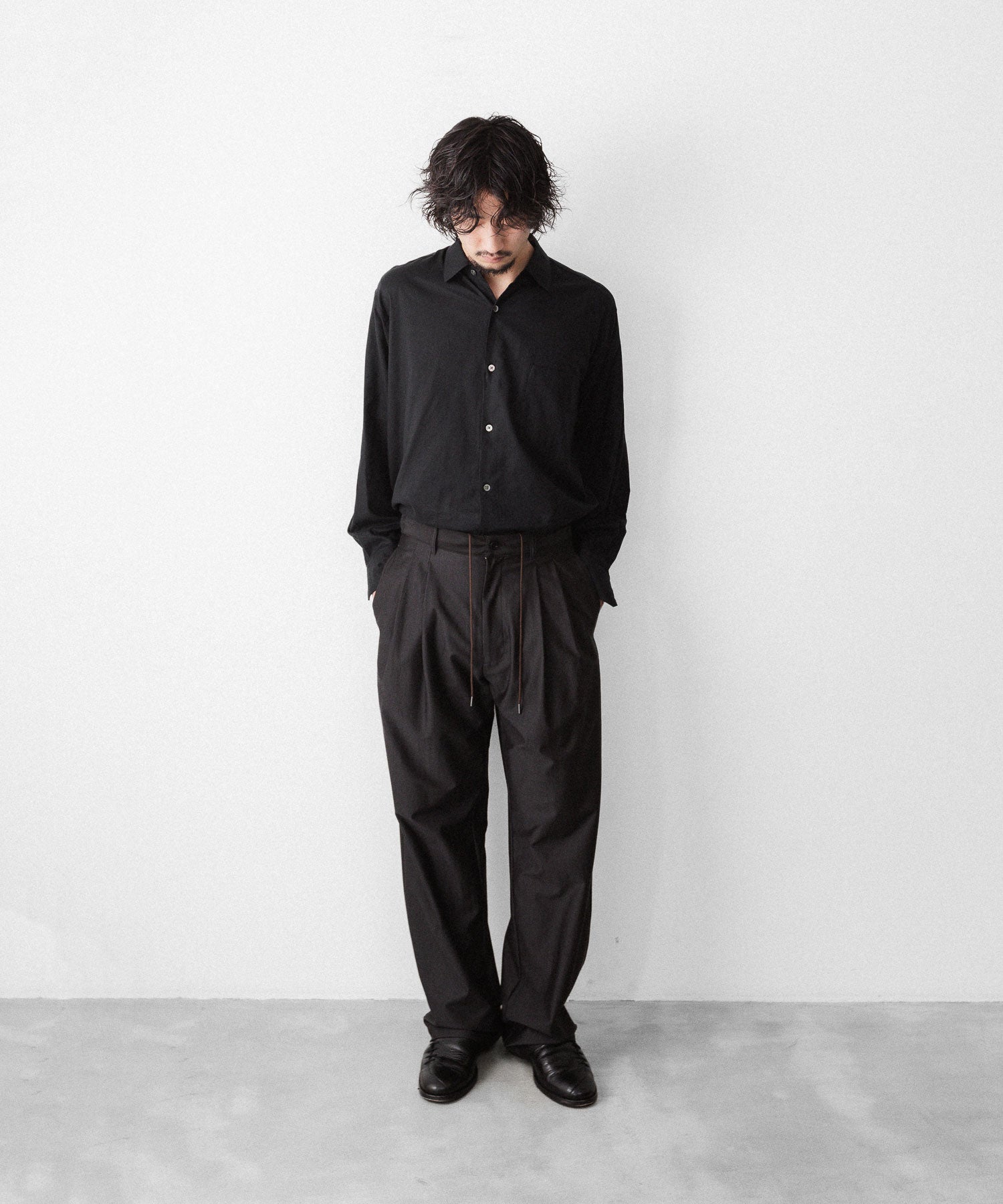 KANEMASA PHIL.】36G WOOL TROUSERS - BROWN | 公式通販サイト session