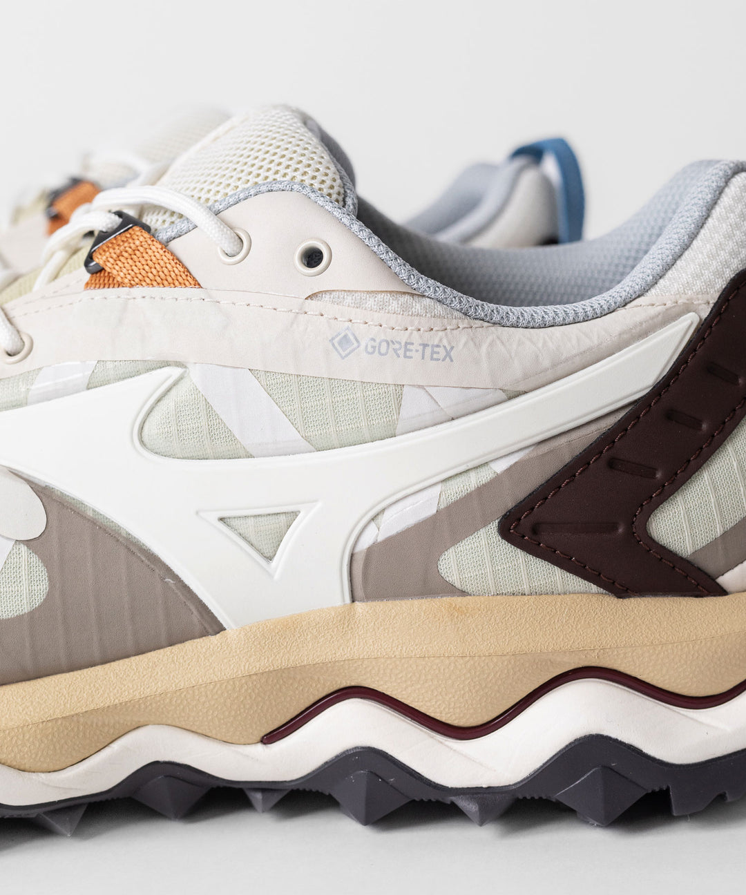 MIZUNO ミズノのWAVE MUJIN TL GTX-BEIGE×OFF WHITE×BROWNの公式通販サイトsession福岡セレクトショップ