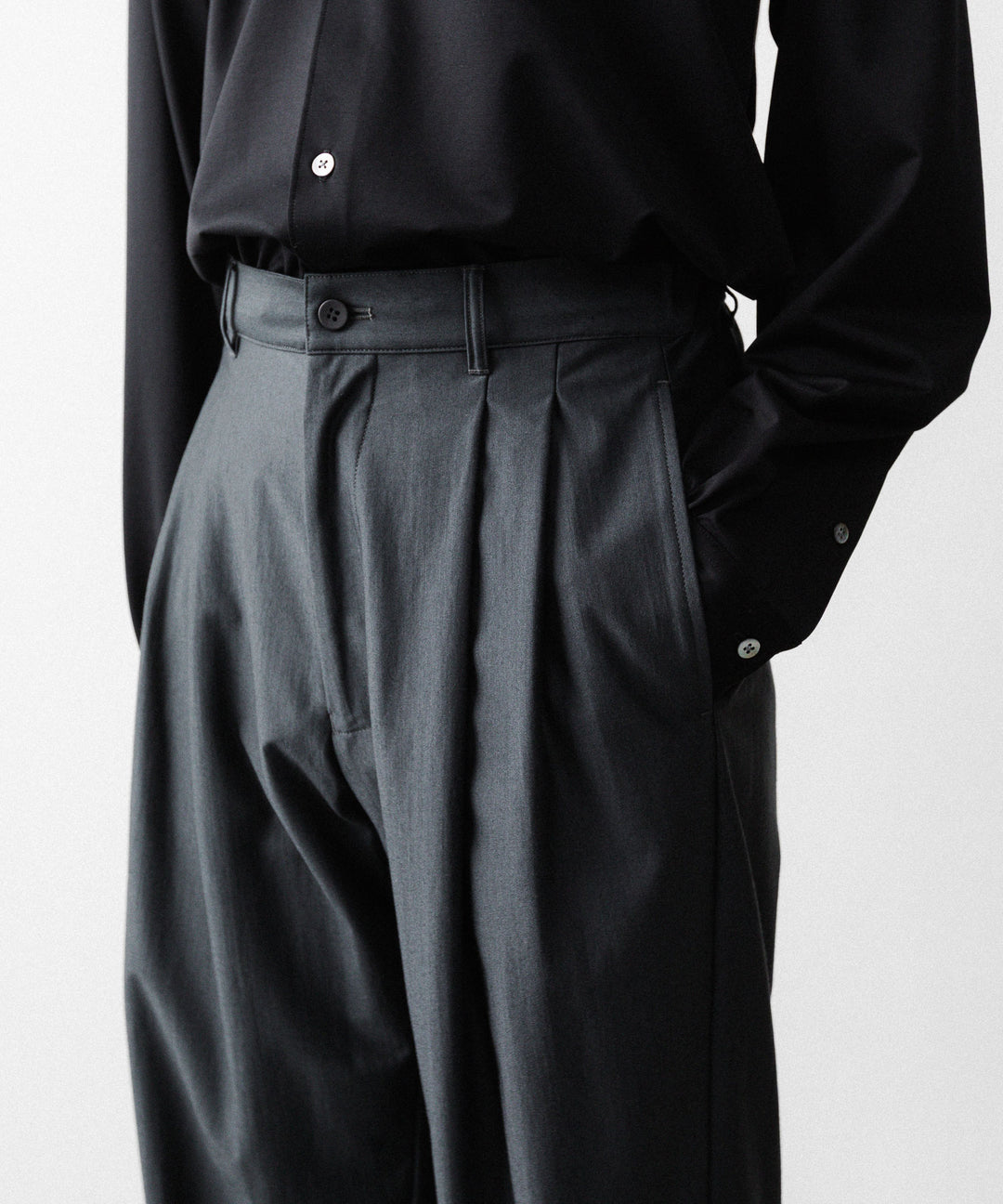 KANEMASA PHIL. カネマサフィルの36G WOOL TROUSERSのCHARCOAL 公式通販サイトsession福岡セレクトショップ