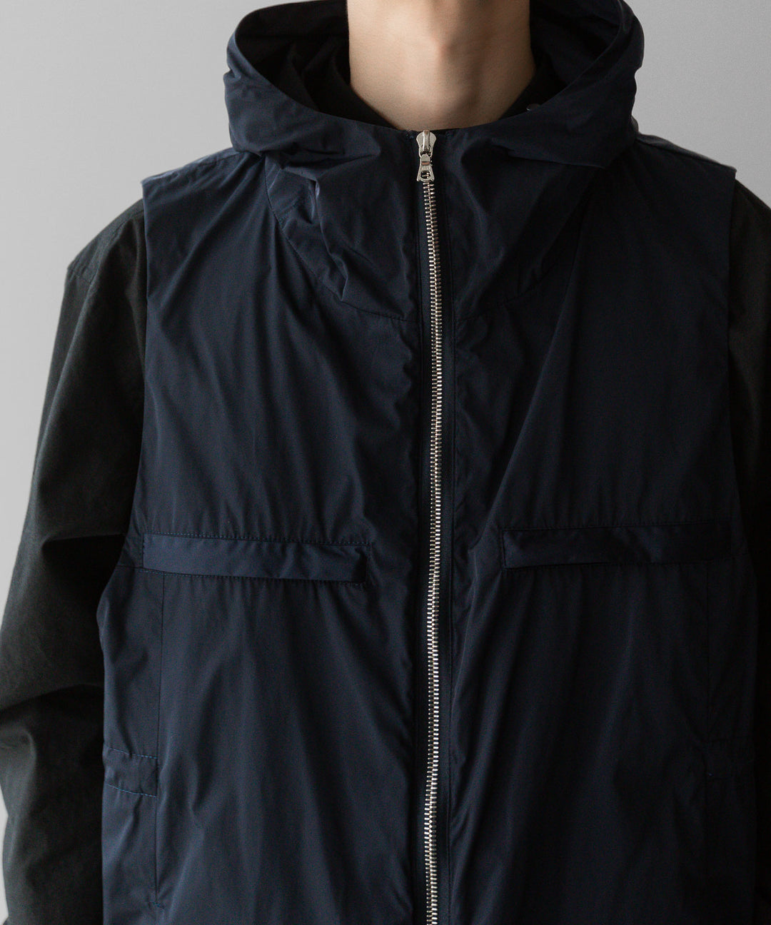 【stein】ssstein シュタインのNYLON TAFTA HOODED VESTのDARK NAVY　 公式通販サイトsession福岡セレクトショップ