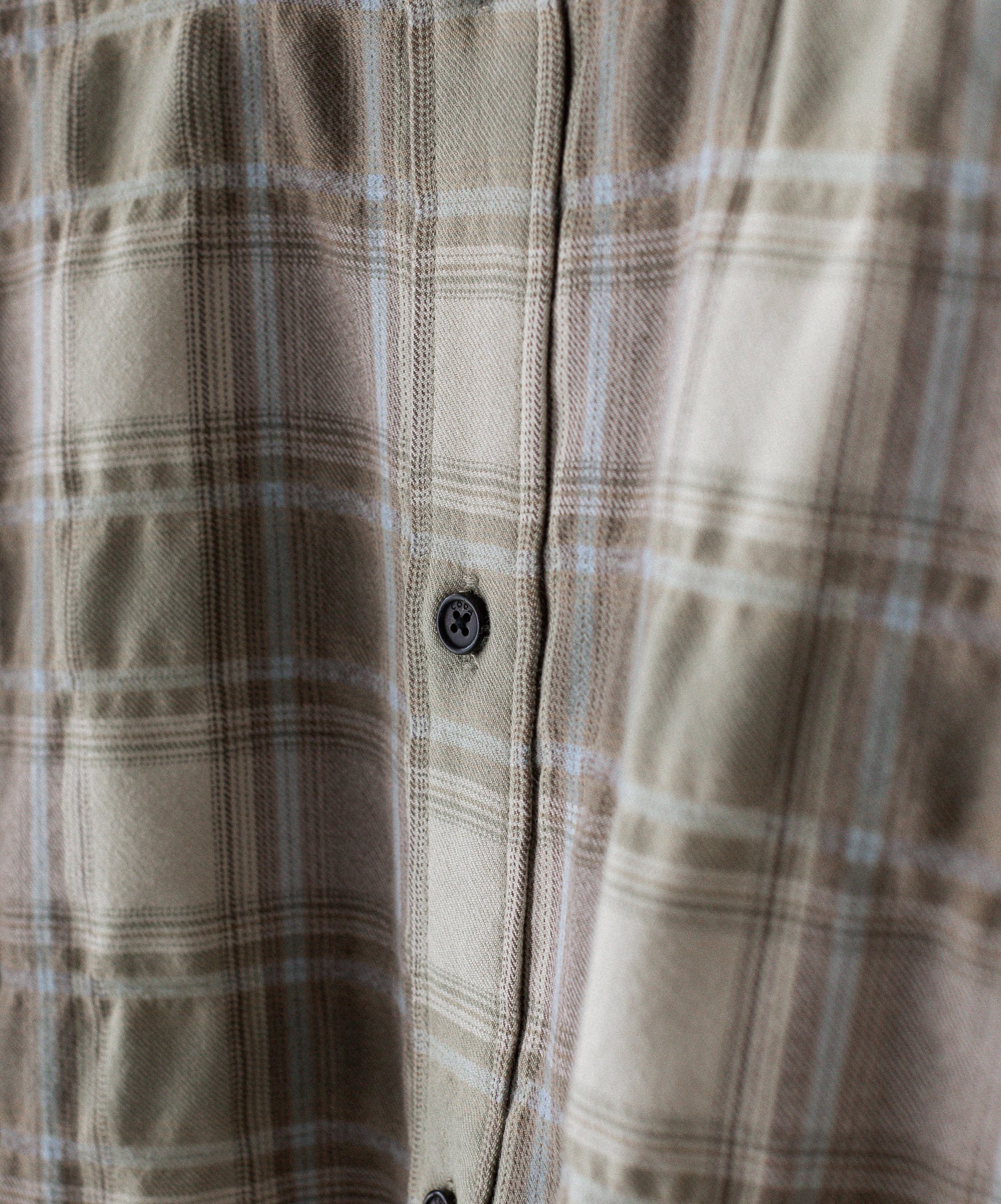 【CODA】YELLOW BROWN CHECKED WASHED THRASHED STRUCTURED SHIRT - YELLOW BROWN CHECK