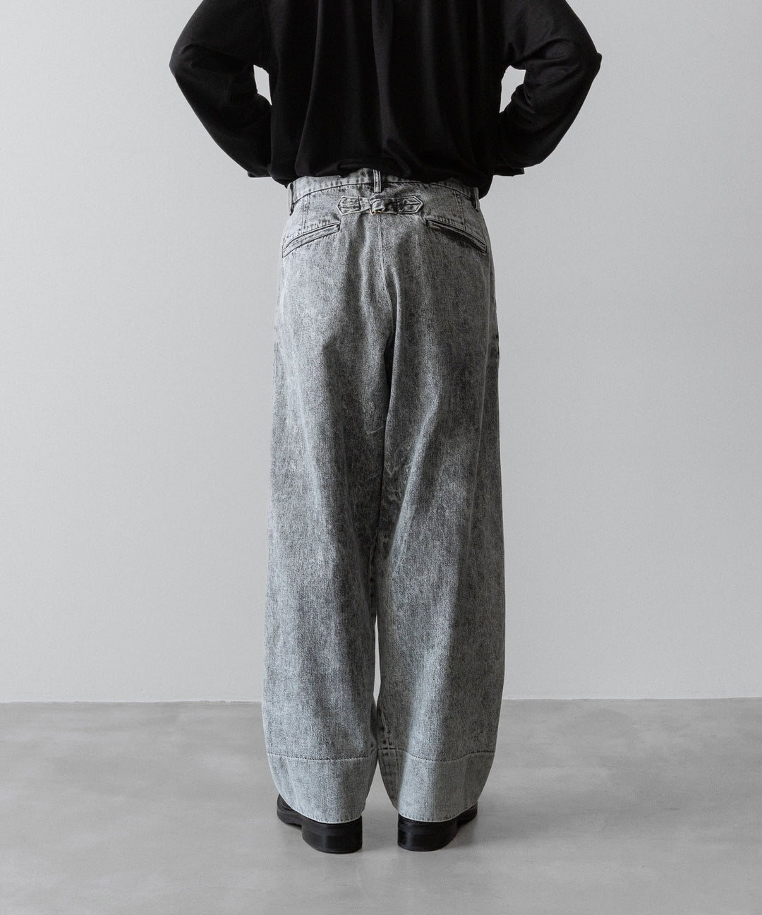 【INTÉRIM】VINTAGE FADE LIGHT DENIM MIL BAGGY TROUSER - LIGHT BLACK