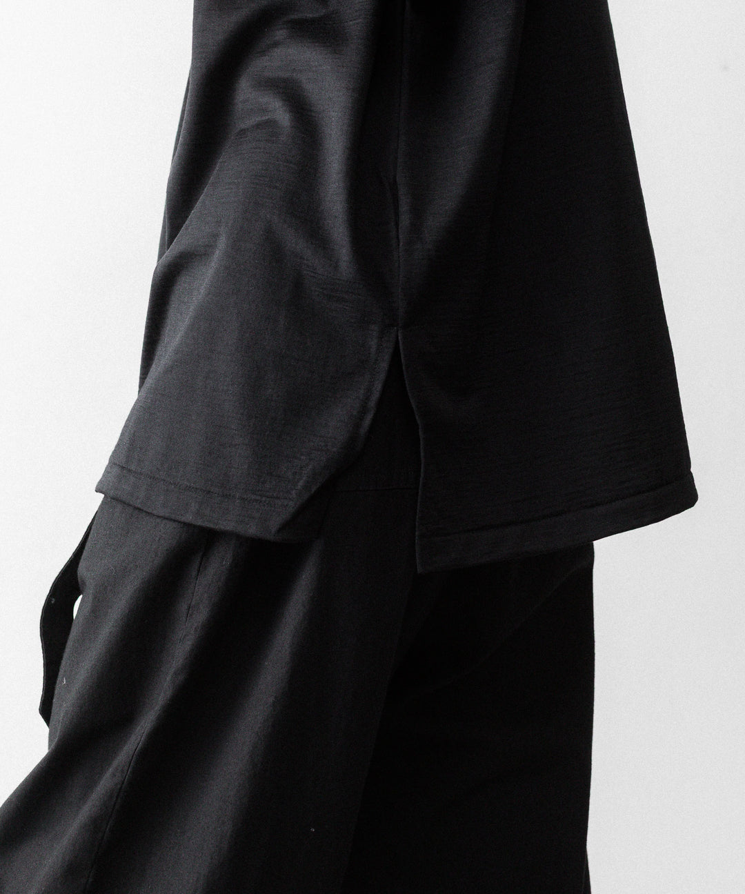INTÉRIM - インテリムのEXTRA FINE MERINO WOOL JERSEY HYPER BIG SKIPPER SHIRTのBLACK公式通販サイトsession福岡セレクトショップ