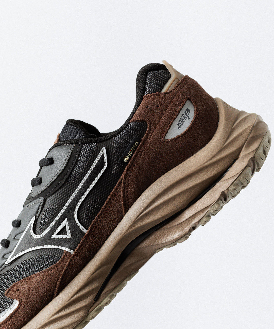 MIZUNO ミズノWAVE RIDER β GTXのBLACK×BLACK×BROWN 公式通販サイトsession福岡セレクトショップ