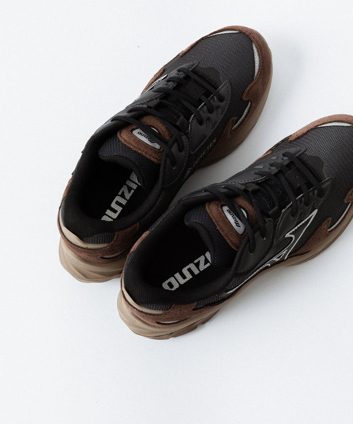 MIZUNO ミズノWAVE RIDER β GTXのBLACK×BLACK×BROWN 公式通販サイトsession福岡セレクトショップ