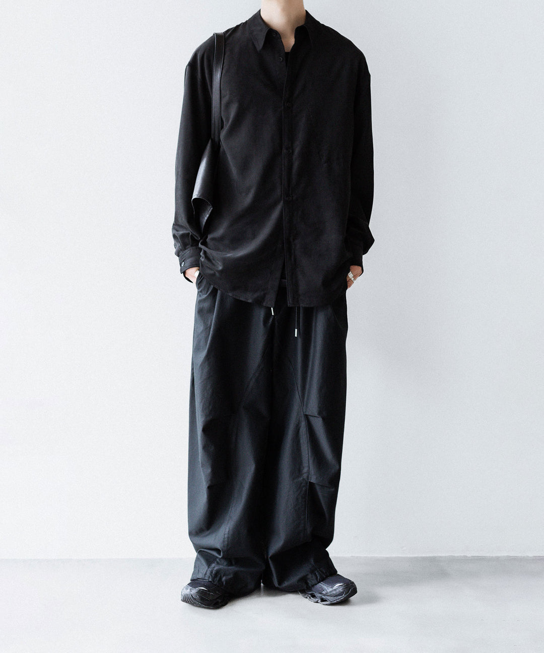VEIN ヴェインのSYNTHETIC SUEDE LEATHER L/S SHIRT - BLACKの公式通販サイトsession福岡セレクトショップ