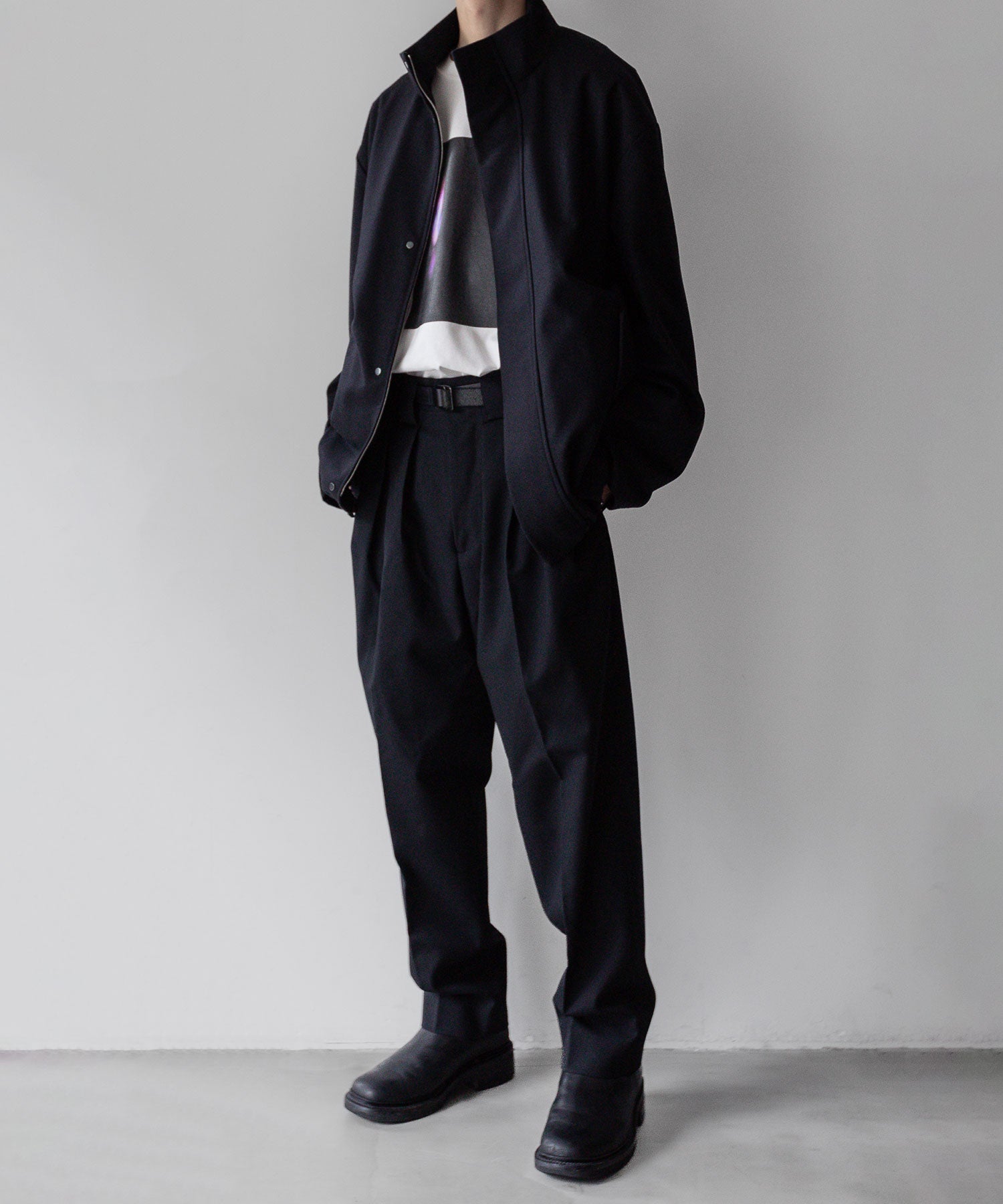 stein(シュタイン)の23AWコレクションMELTON STAND COLLAR ZIP SHORT JACKETのDARK NAVY