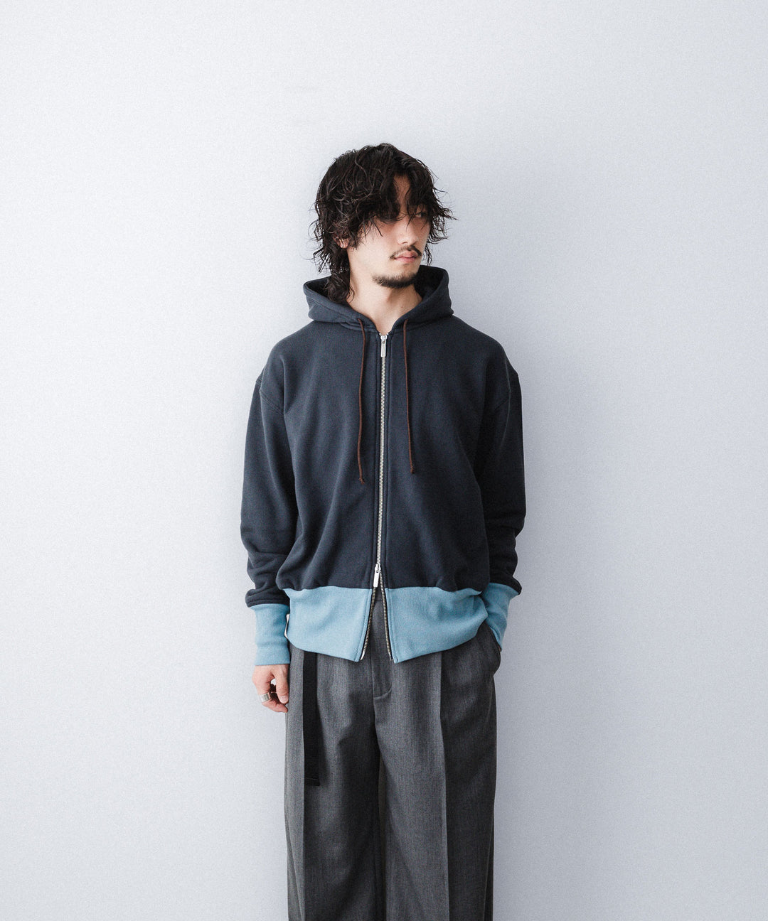 REVERBERATE - リバーバレイトのTWO TONE HOODYのNAVY公式通販サイトsession福岡セレクトショップ