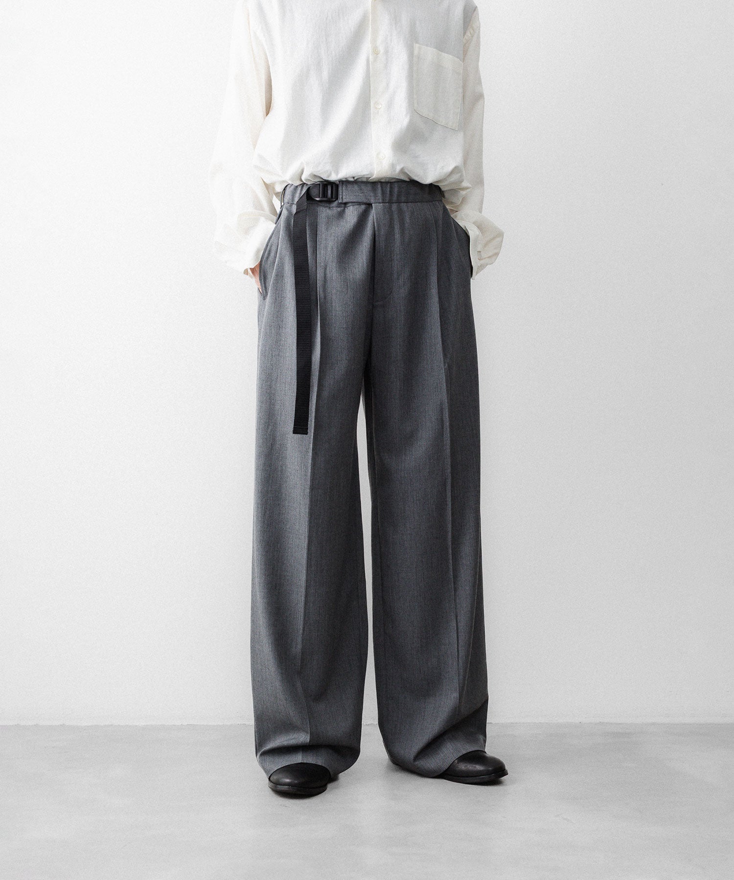 REVERBERATE】TACKED TROUSERS-PL - GREY – session