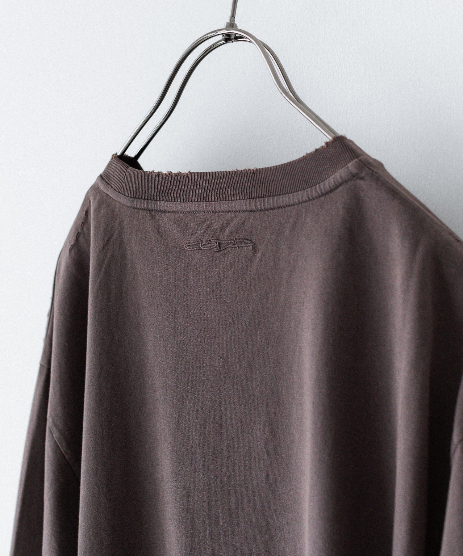 【CODA】FADED GREY AGING DAMAGED LONG SLEEVE T-SHIRT - FADED GREY