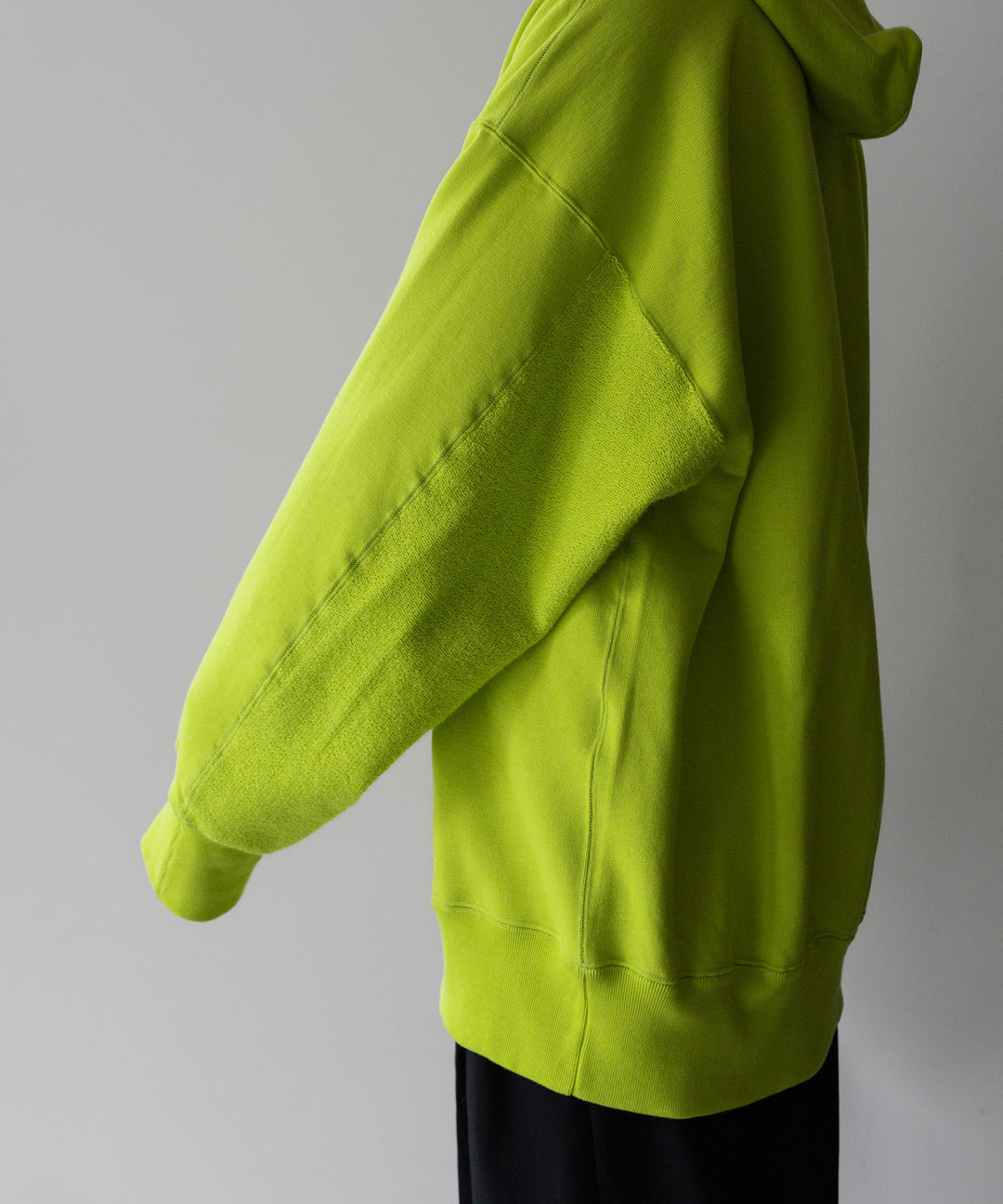 stein(シュタイン)の23AWコレクションOVERSIZED UNTWISTED YARN SWEAT HOOD LSのYELLOW
