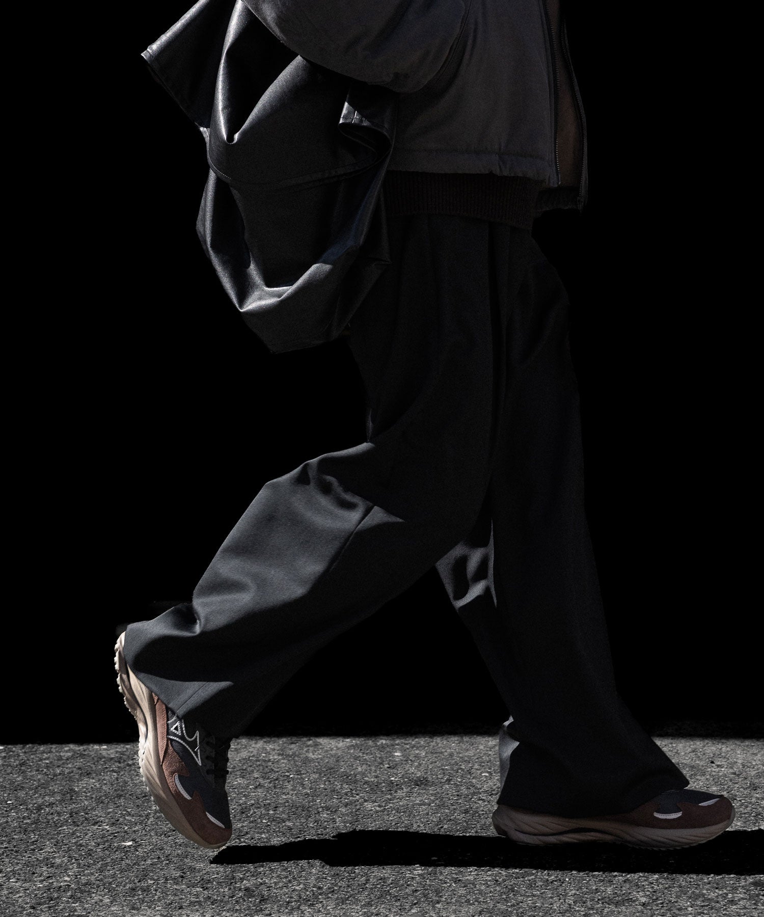 ssstein(シュタイン)のEXTRA WIDE TROUSERS (2/60 WOOL GABARDINE) - BLACKの公式通販サイトsession福岡セレクトショップ