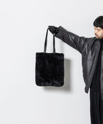 画像をギャラリービューアに読み込む, ssstein(シュタイン)の24AWコレクション ACRYLIC FUR TOTE BAG - BLACK 公式通販サイトsession福岡セレクトショップ
