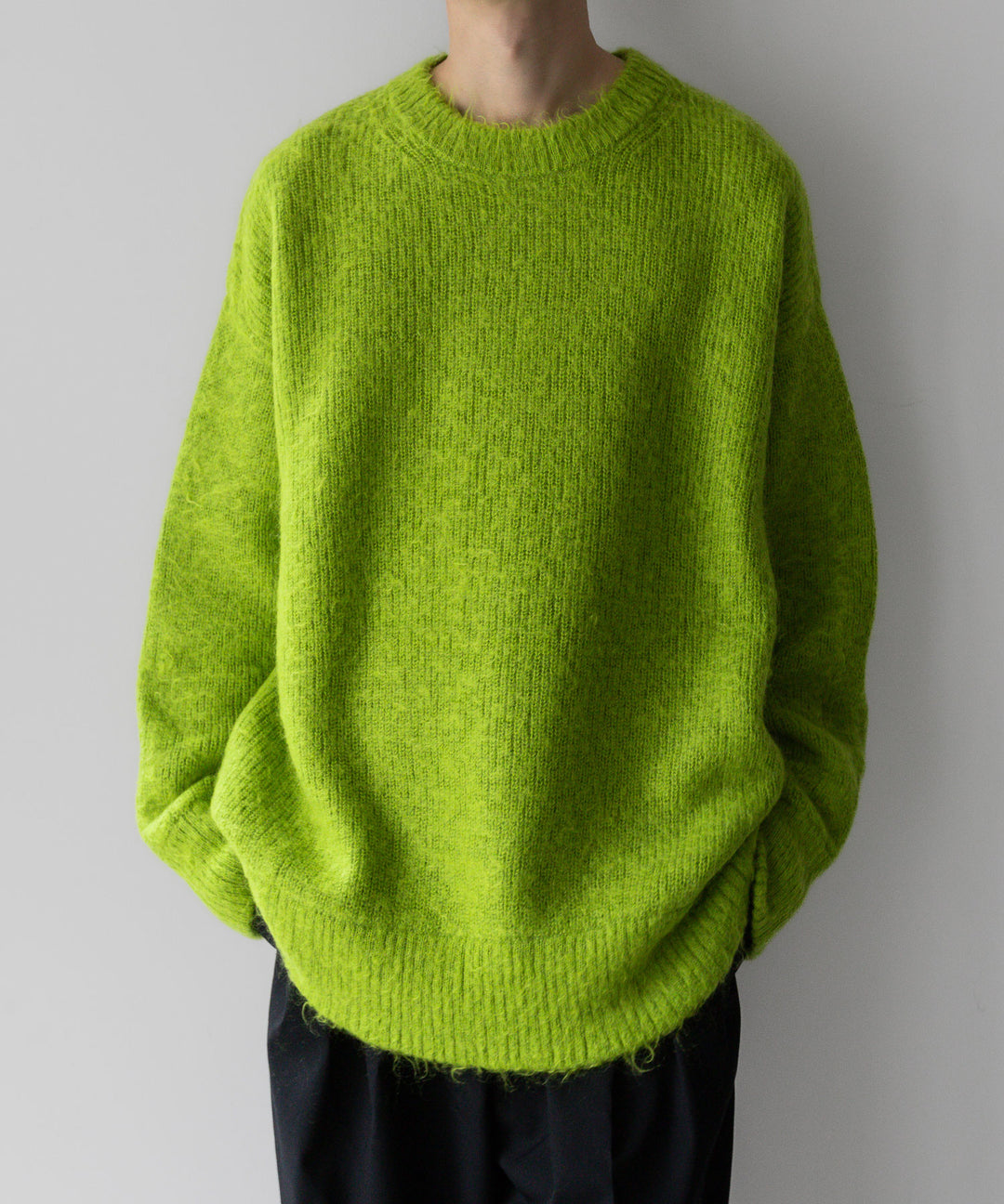 stein(シュタイン)の23AWコレクションKID MOHAIR KNIT LSのYELLOW GREEN