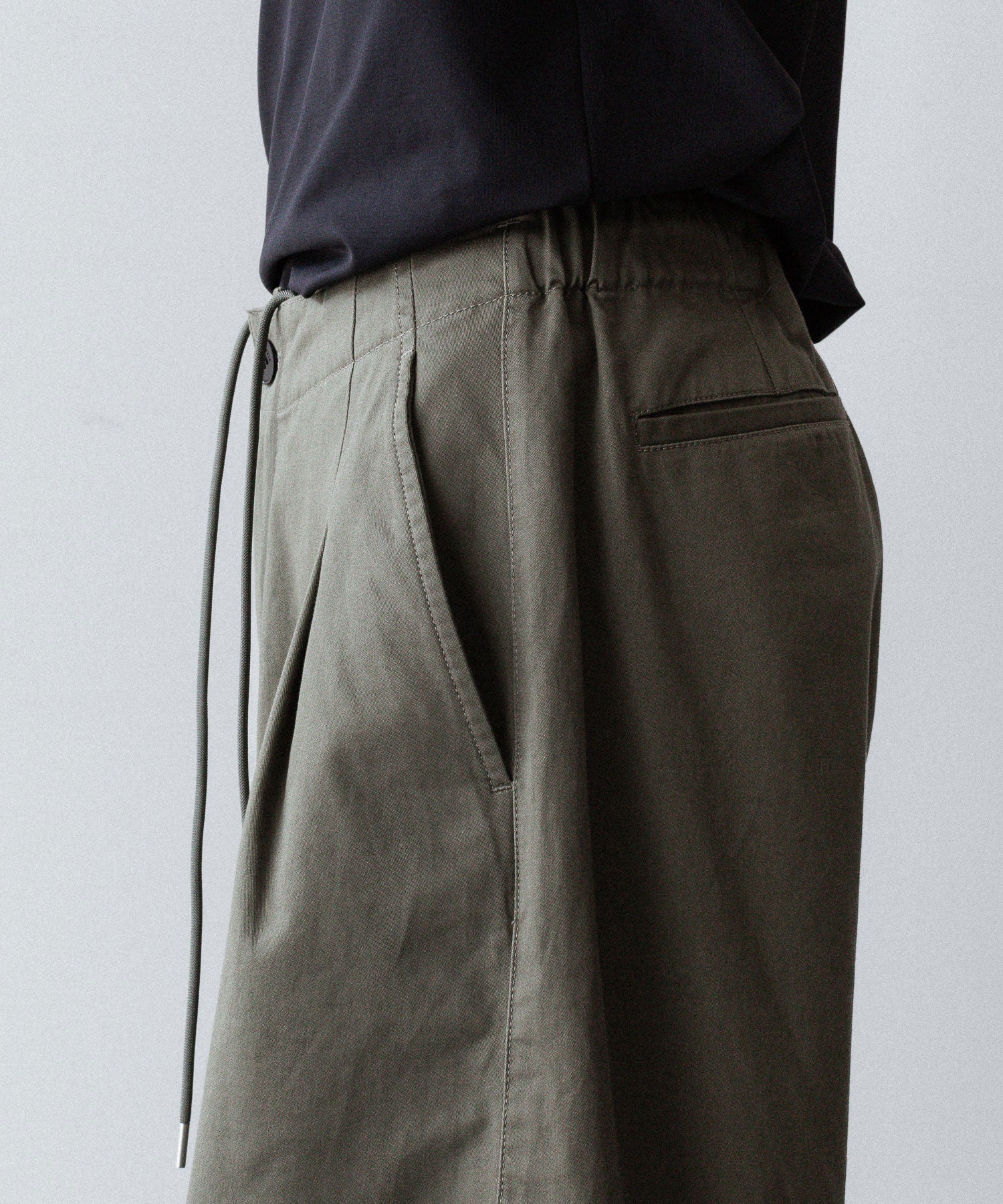 【 VEIN 】COTTON MOLESKIN 3D FILED TROUSERS - KHAKI