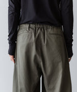 画像をギャラリービューアに読み込む, 【 VEIN 】COTTON MOLESKIN 3D FILED TROUSERS - KHAKI
